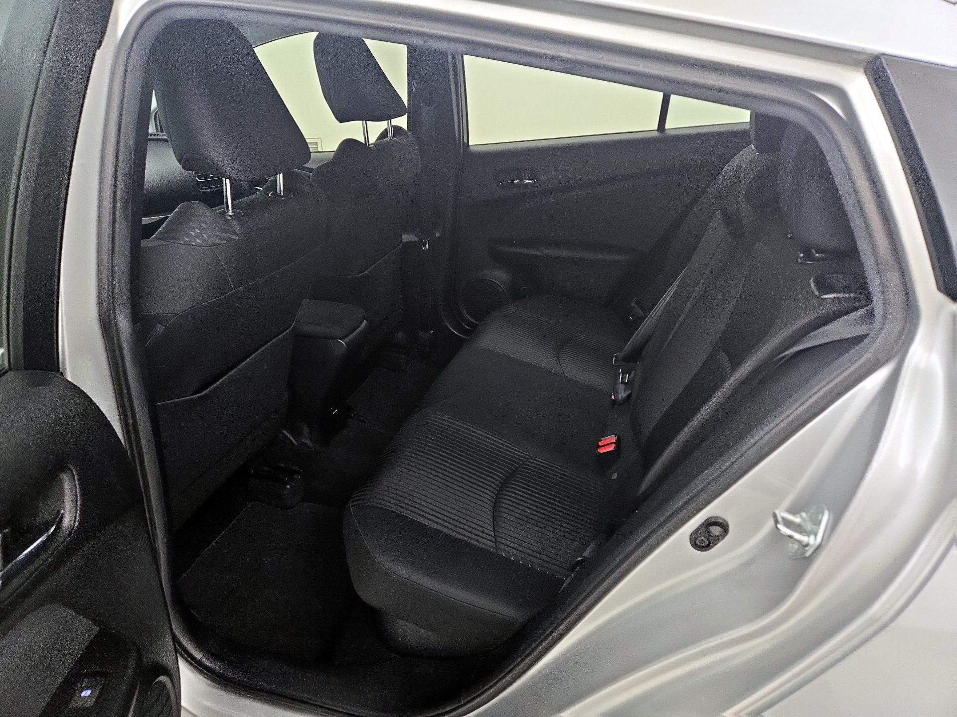 Thumbnail: 2016 Toyota Prius - 19