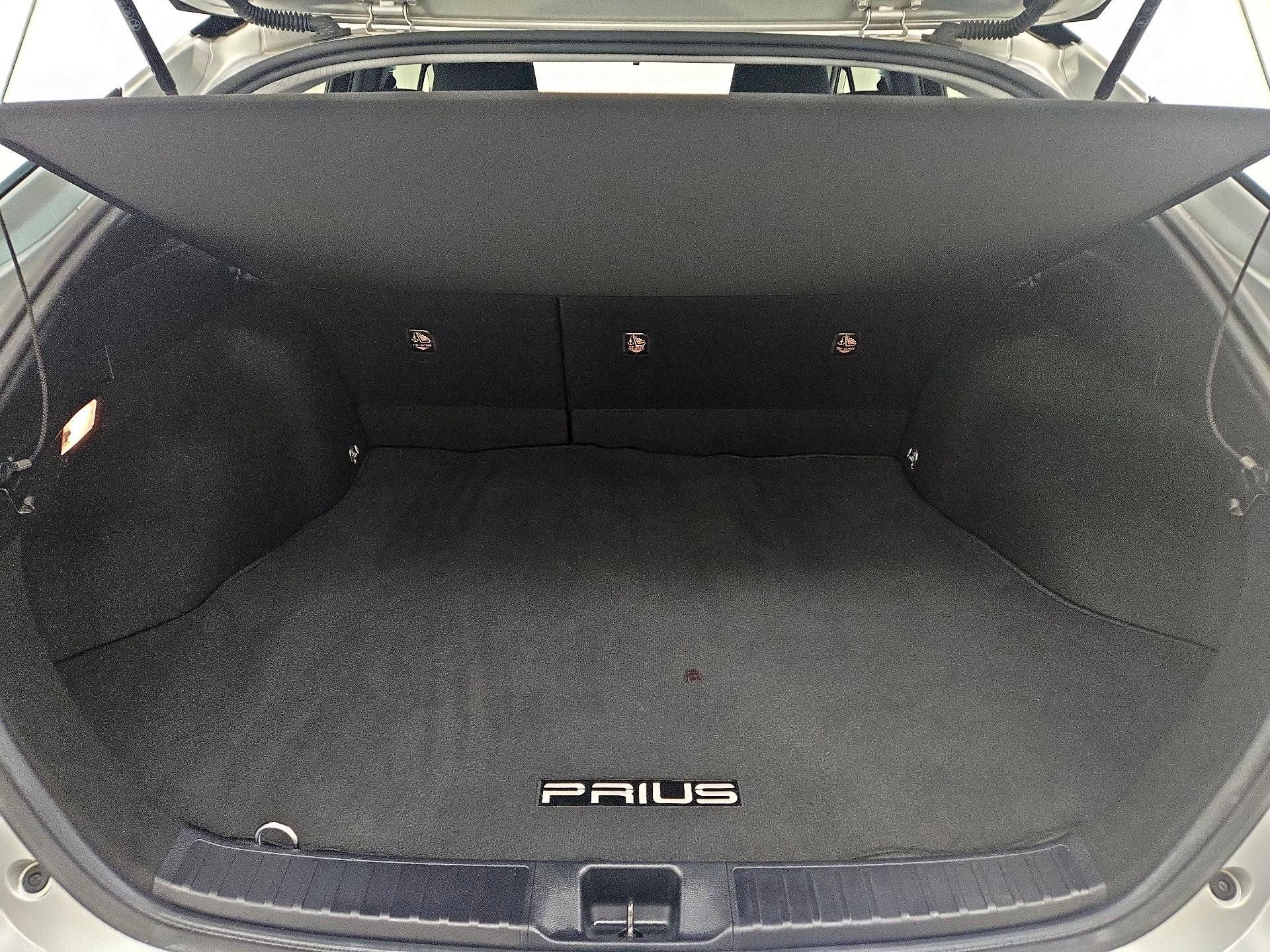 Thumbnail: 2016 Toyota Prius - 20