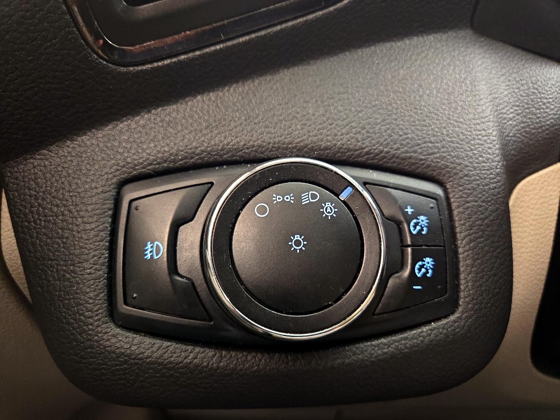 Thumbnail: 2014 Ford Escape - 13