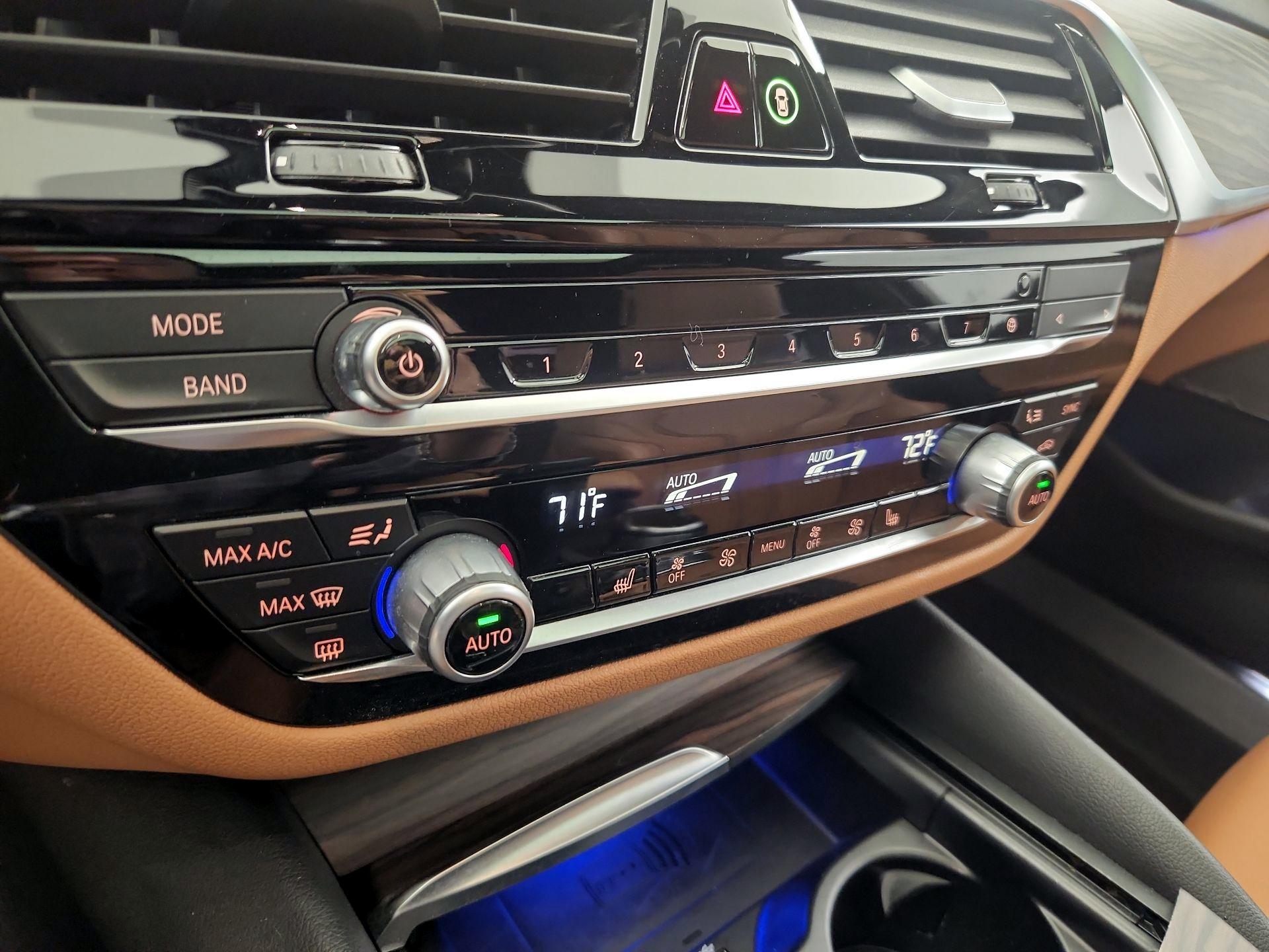 Thumbnail: 2023 BMW 5 Series - 17