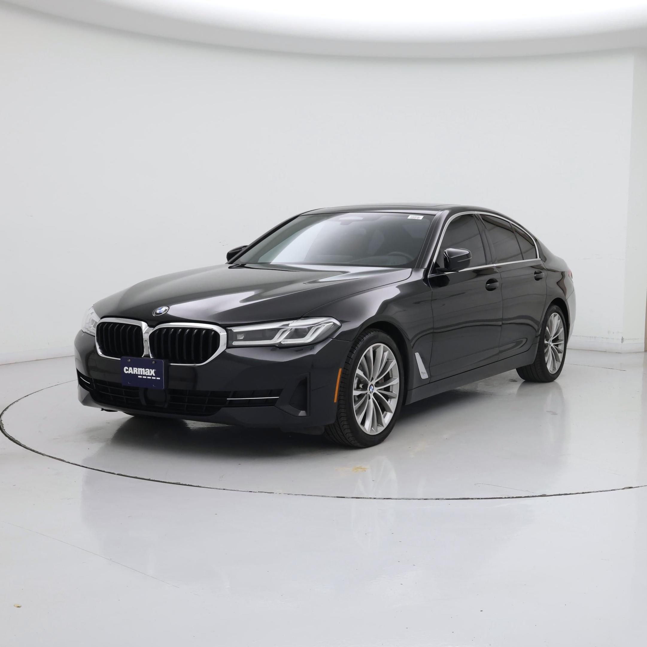 Thumbnail: 2023 BMW 5 Series - 4