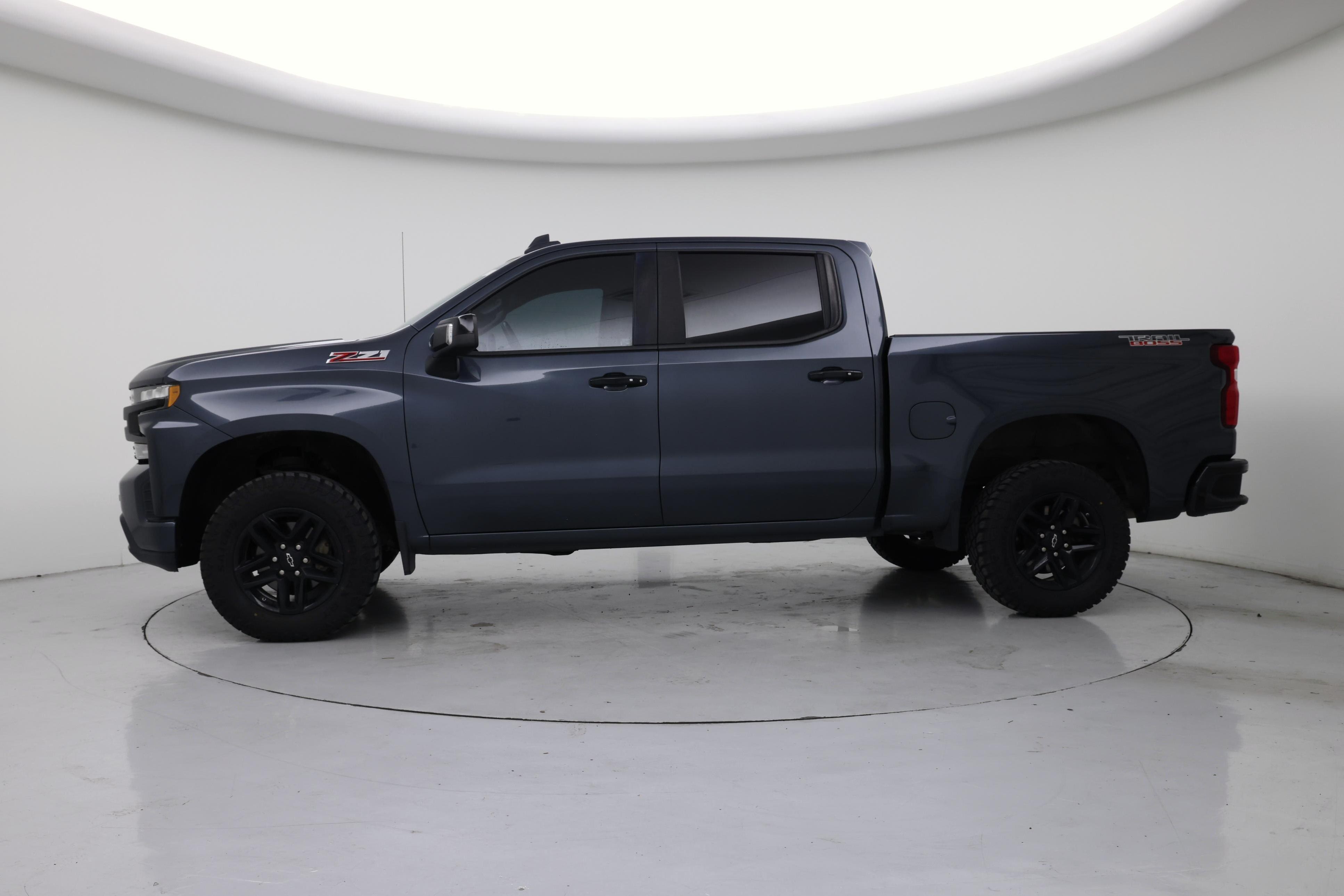 Thumbnail: 2019 Chevrolet Silverado 1500 - 3