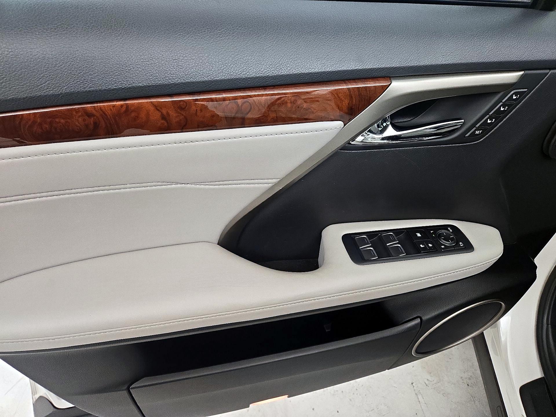 Thumbnail: 2019 Lexus RX - 12