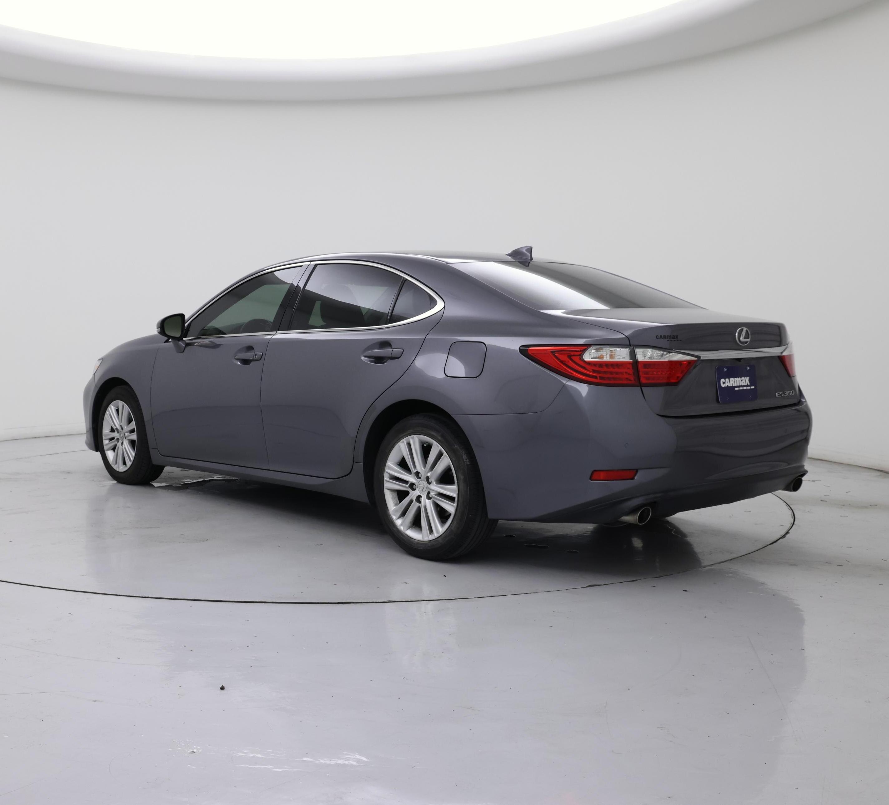 Thumbnail: 2015 Lexus ES - 2
