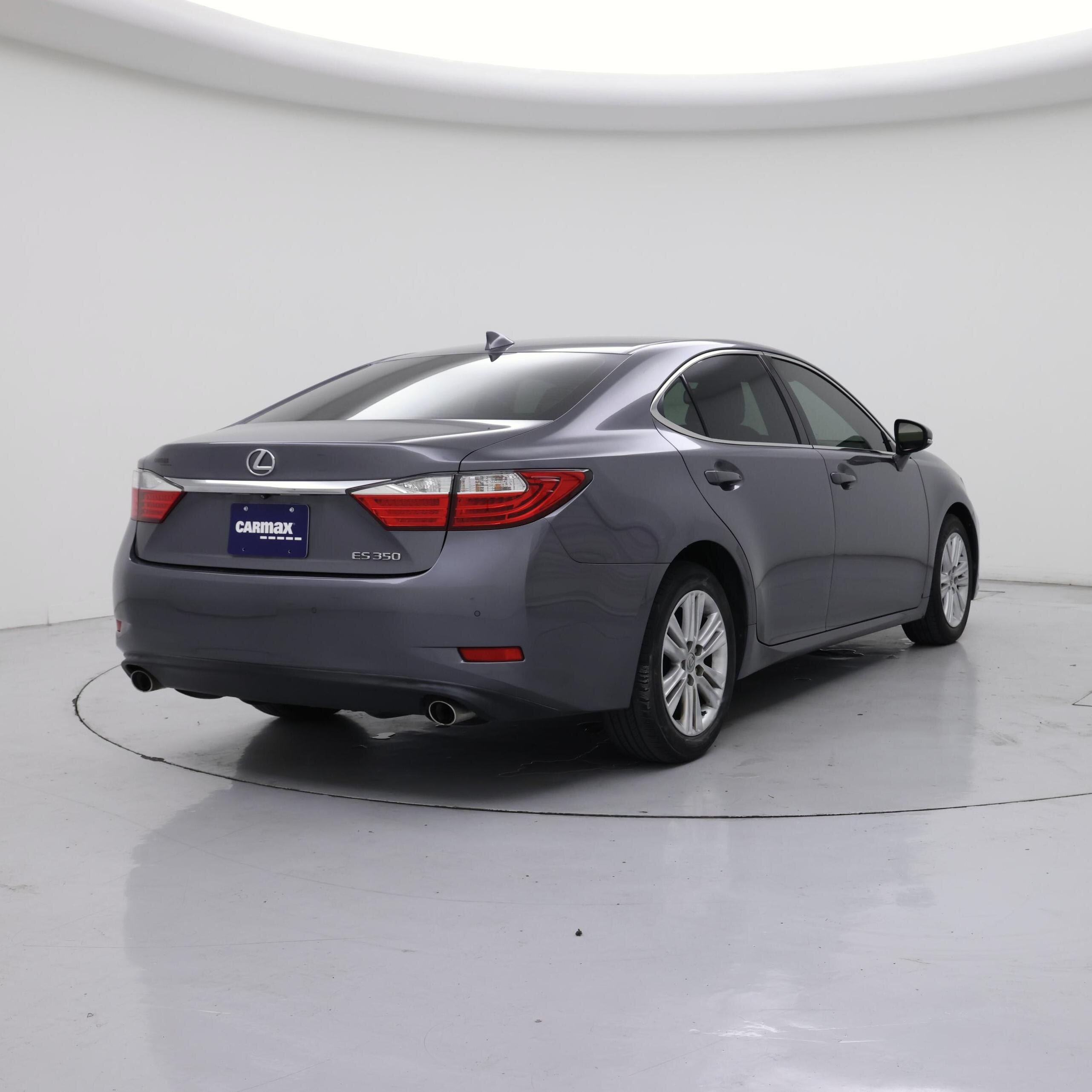 Thumbnail: 2015 Lexus ES - 8