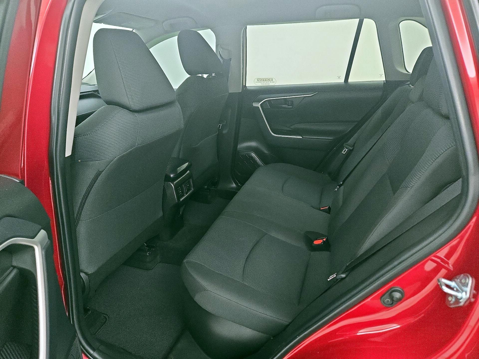 Thumbnail: 2025 Toyota RAV4 - 19