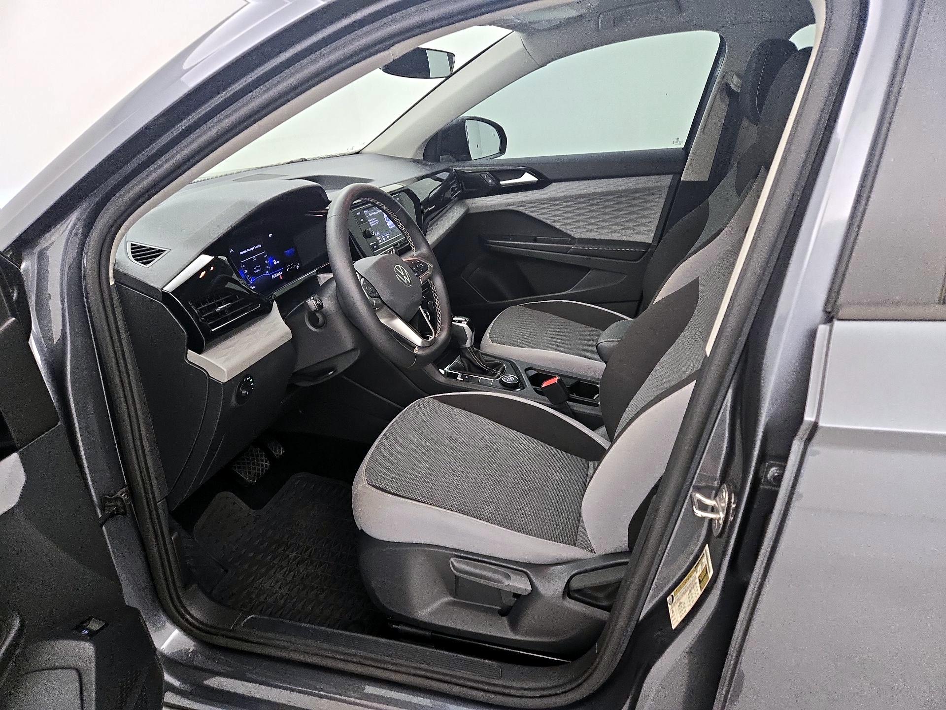 Thumbnail: 2024 Volkswagen Taos - 11