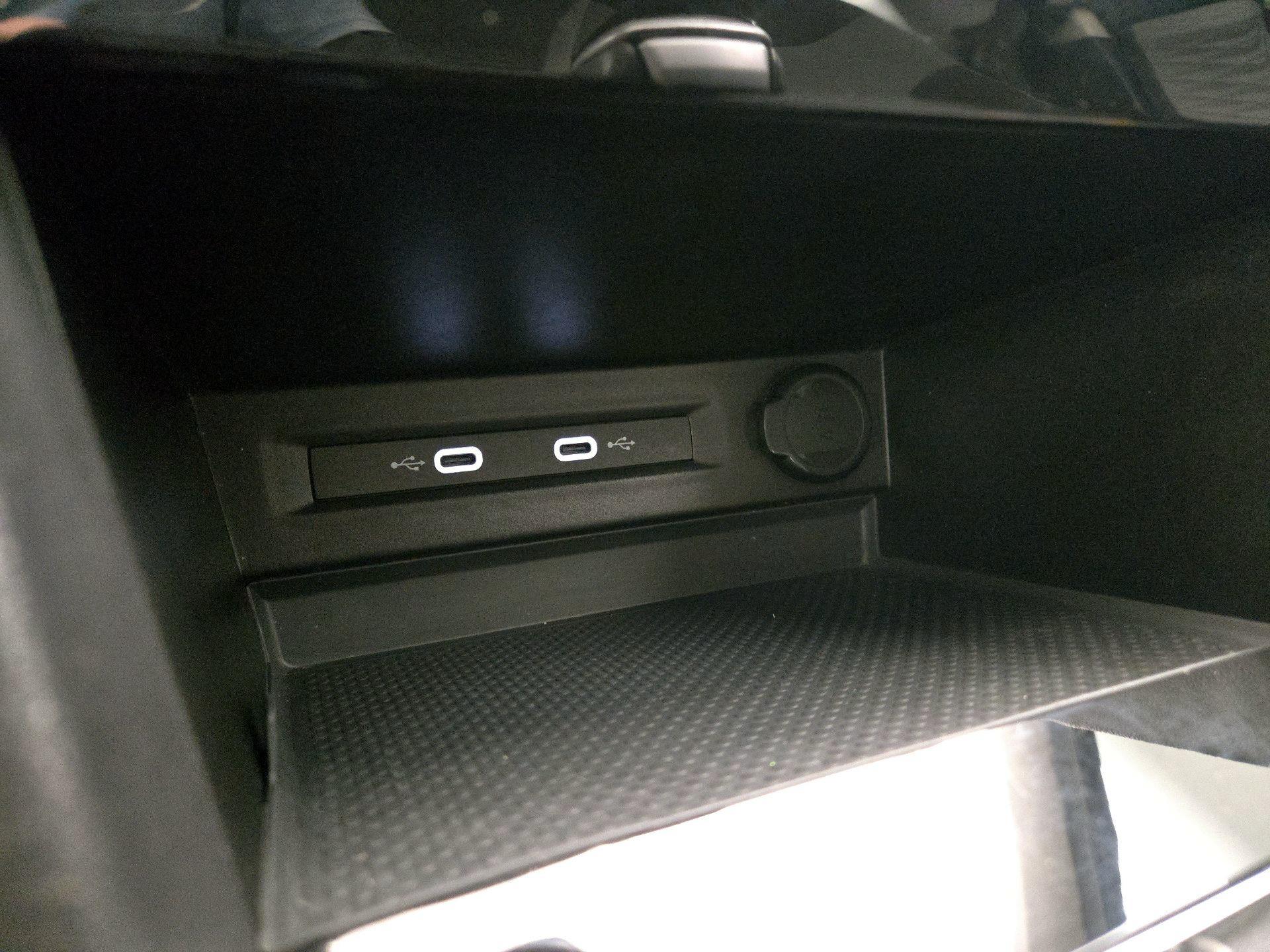 Thumbnail: 2024 Volkswagen Taos - 18