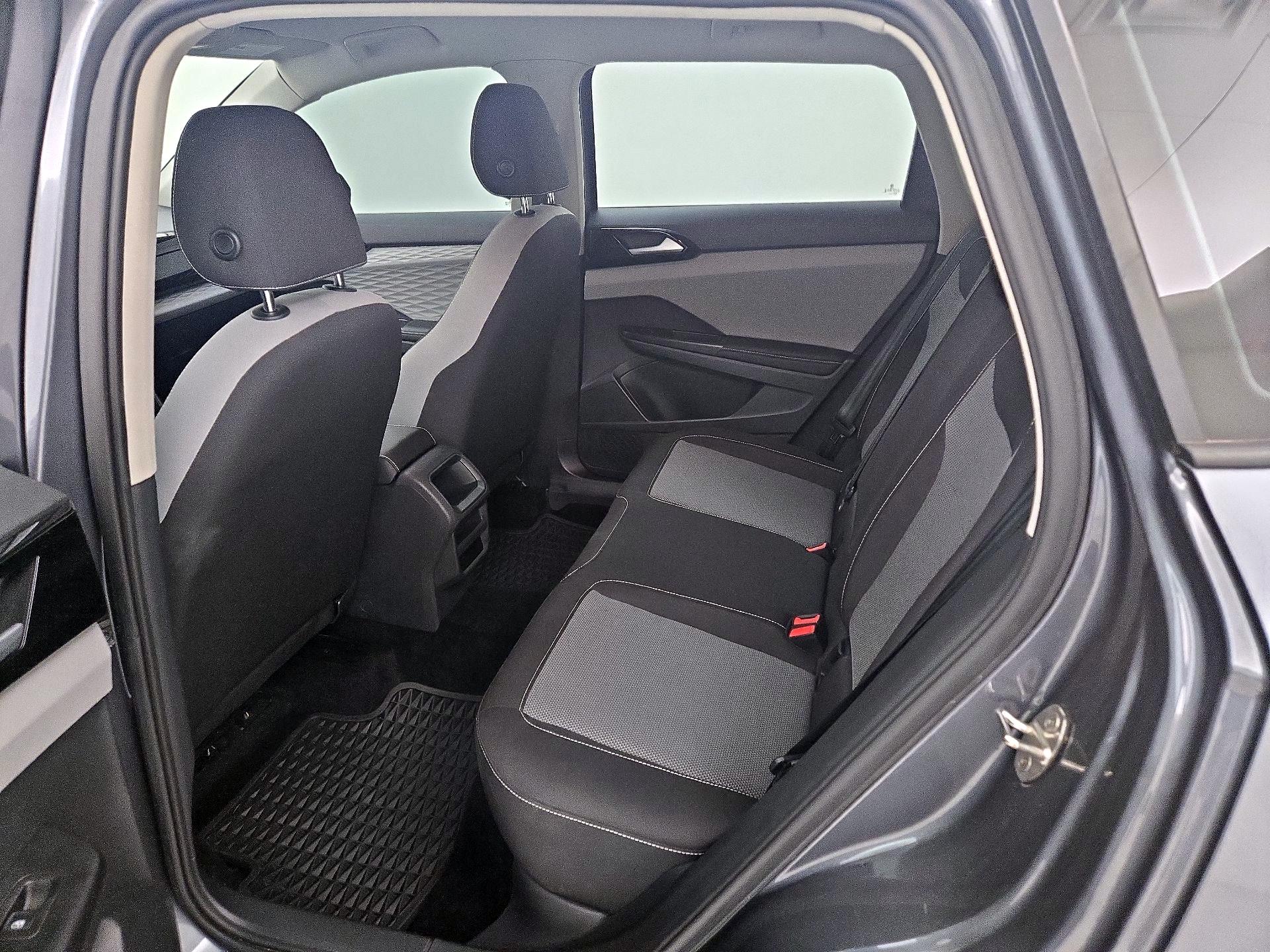 Thumbnail: 2024 Volkswagen Taos - 19