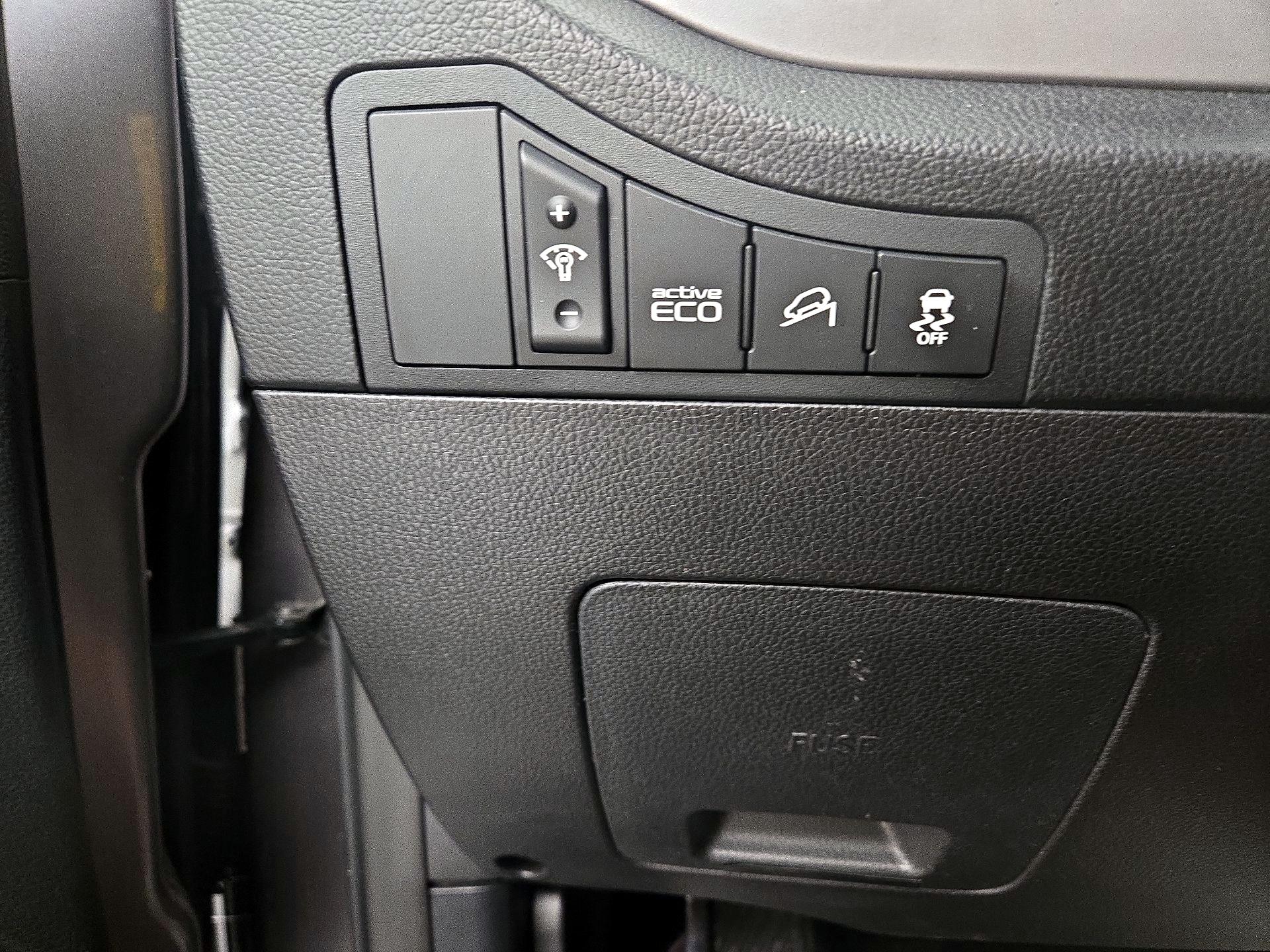 Thumbnail: 2014 Kia Sportage - 13