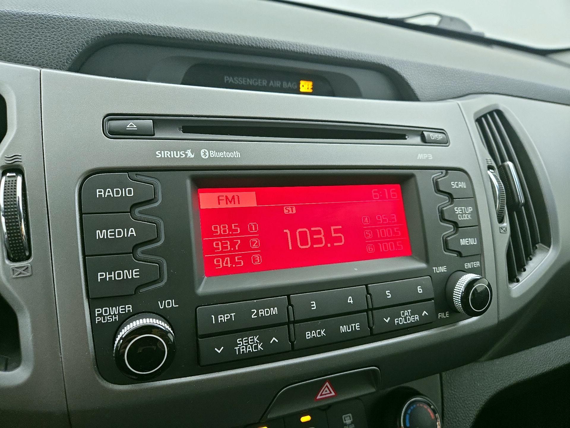 Thumbnail: 2014 Kia Sportage - 14