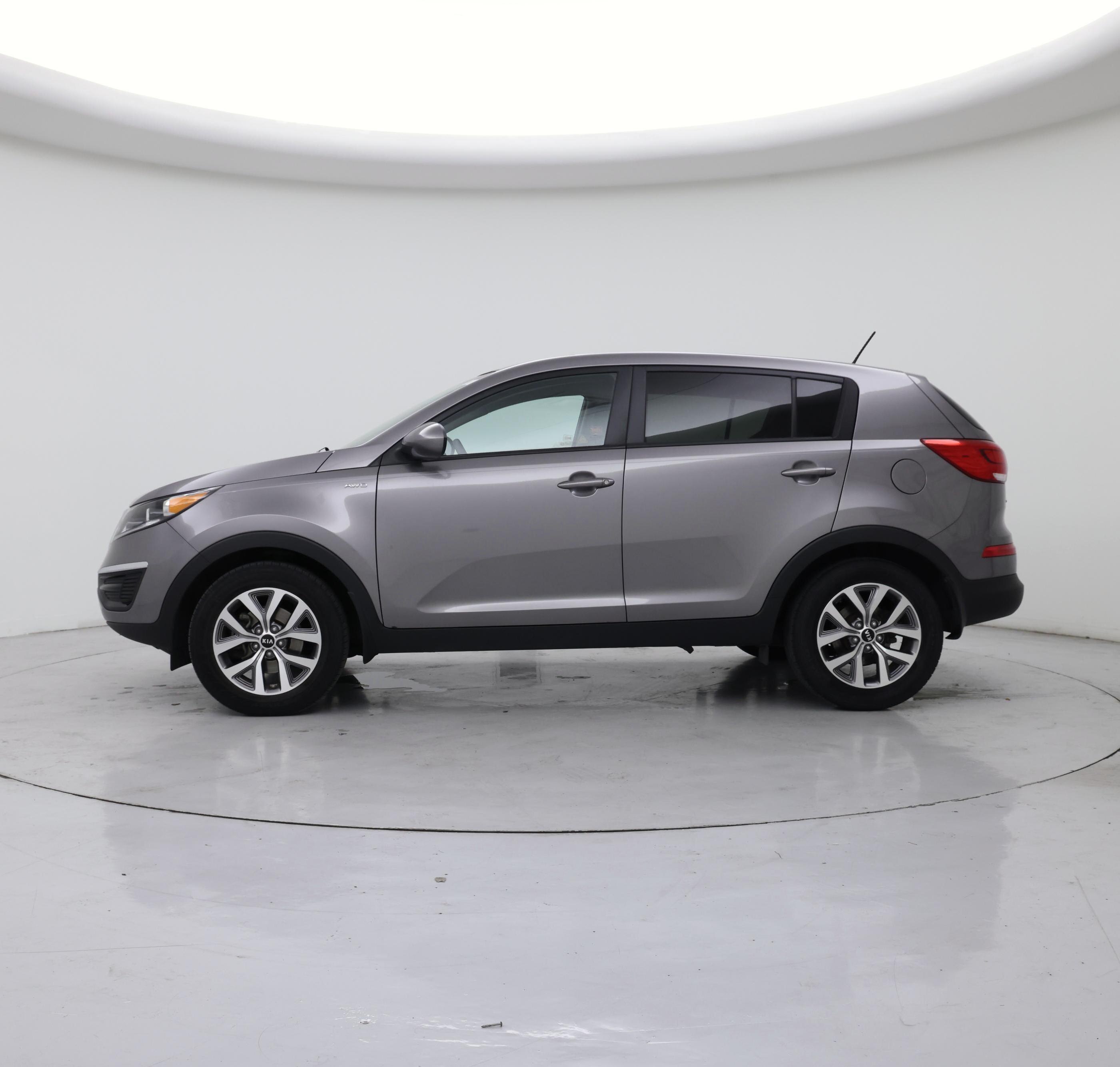 Thumbnail: 2014 Kia Sportage - 3