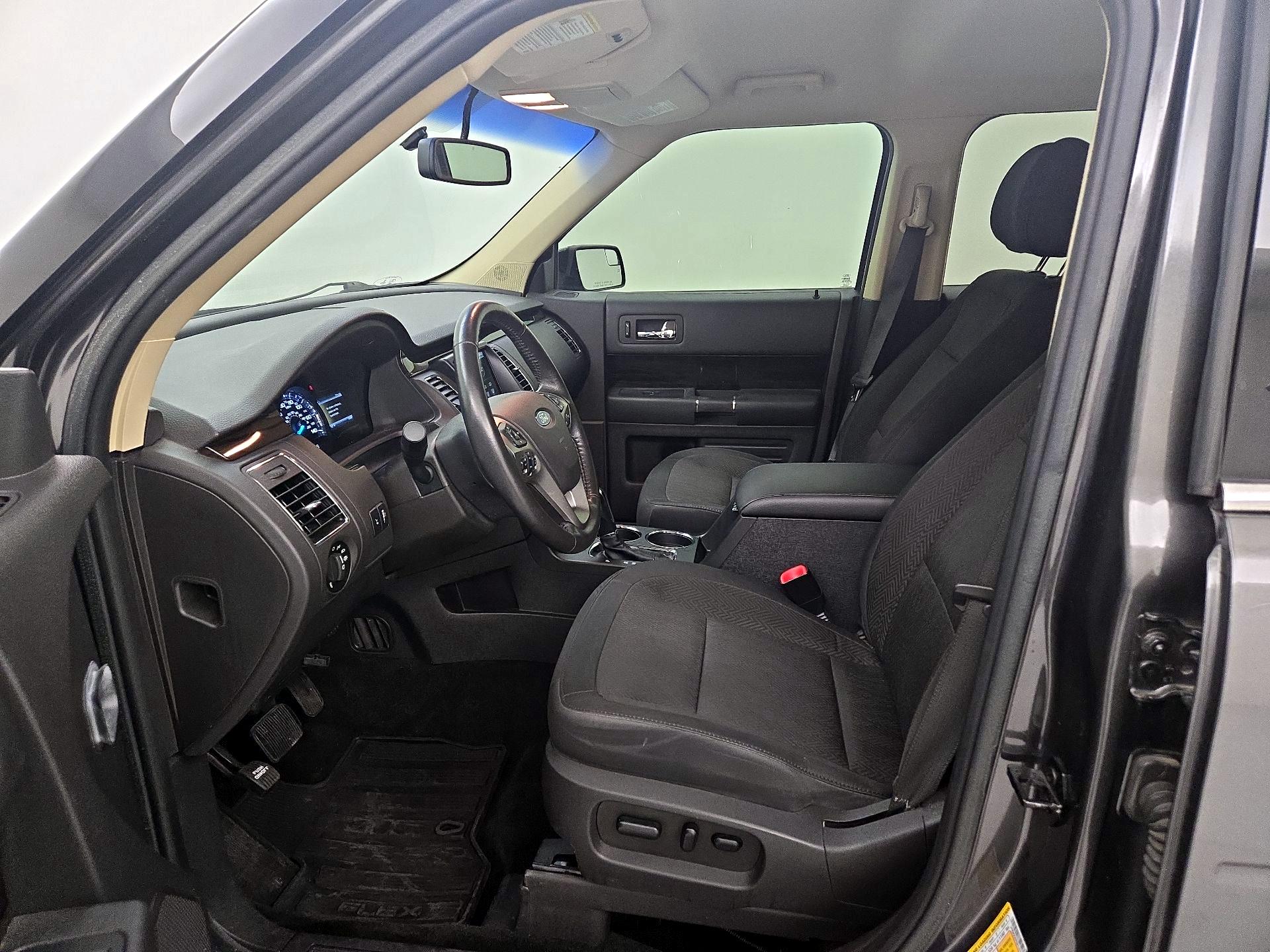 Thumbnail: 2015 Ford Flex - 11