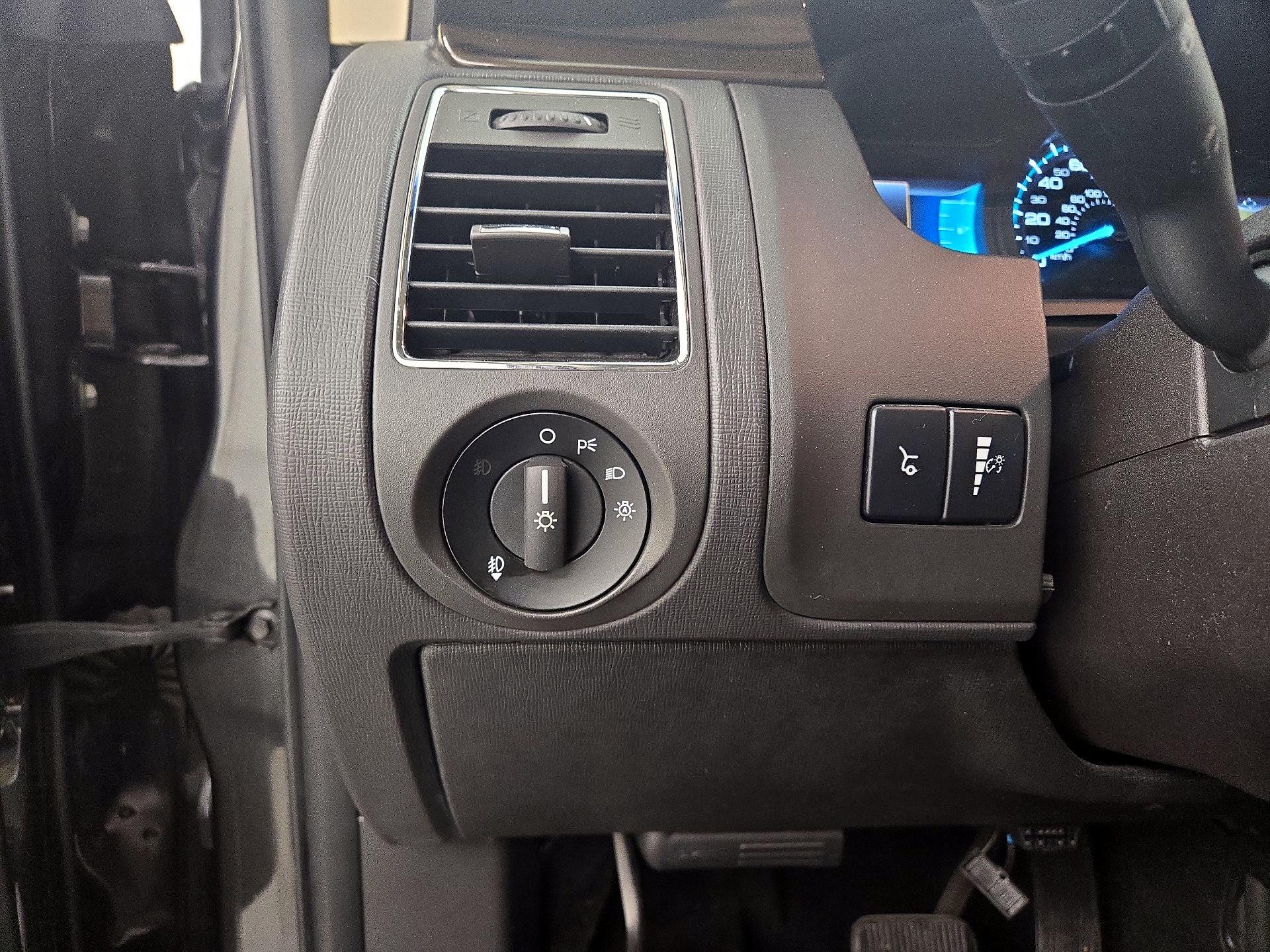 Thumbnail: 2015 Ford Flex - 13