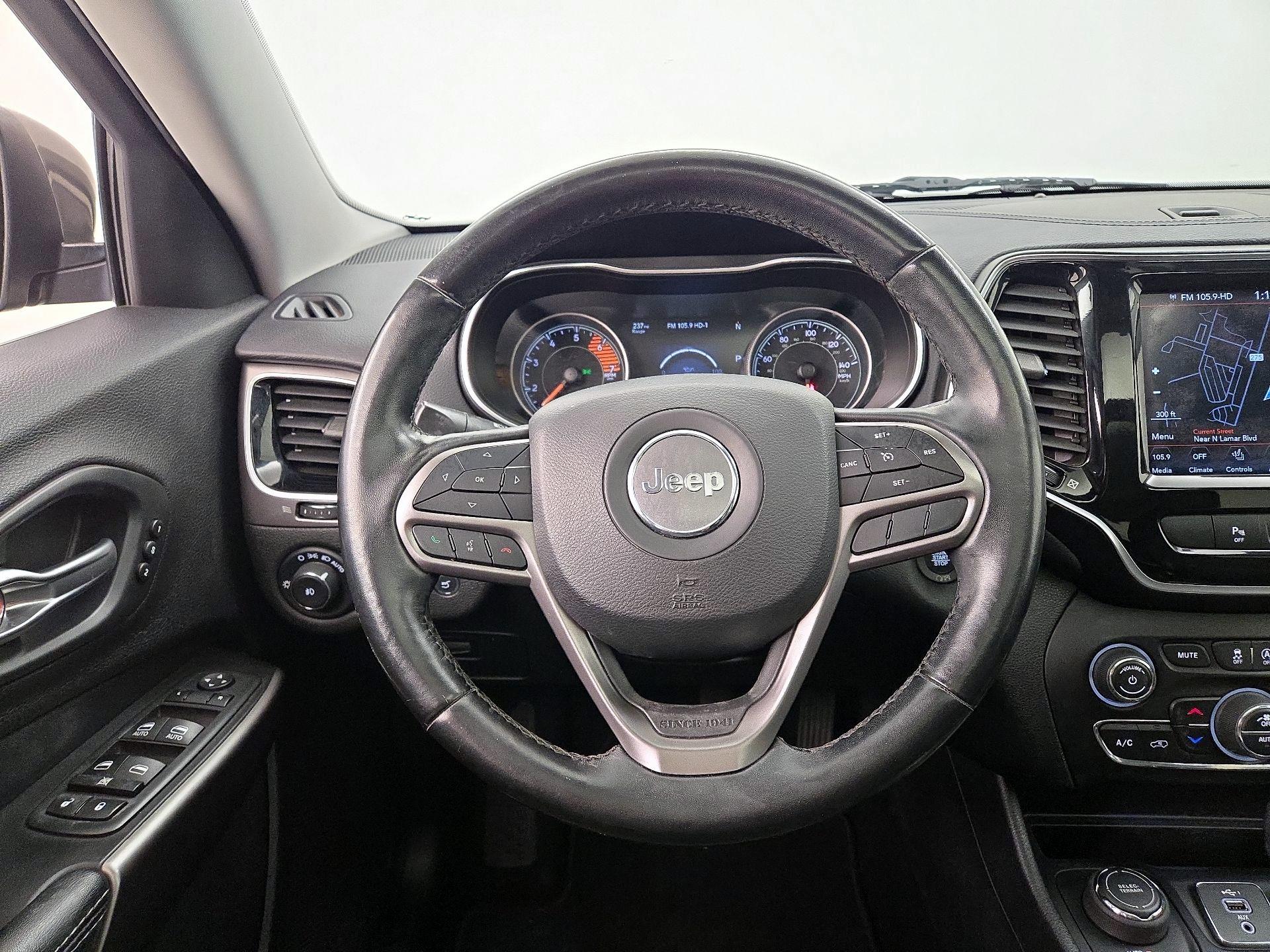 Thumbnail: 2020 Jeep Cherokee - 10