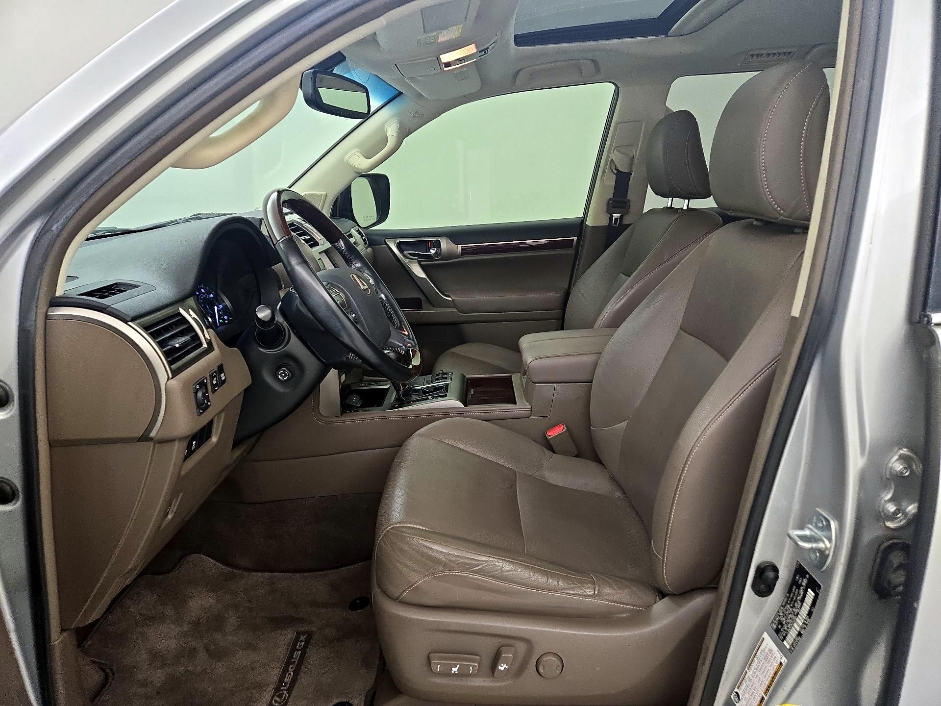 Thumbnail: 2017 Lexus GX - 11