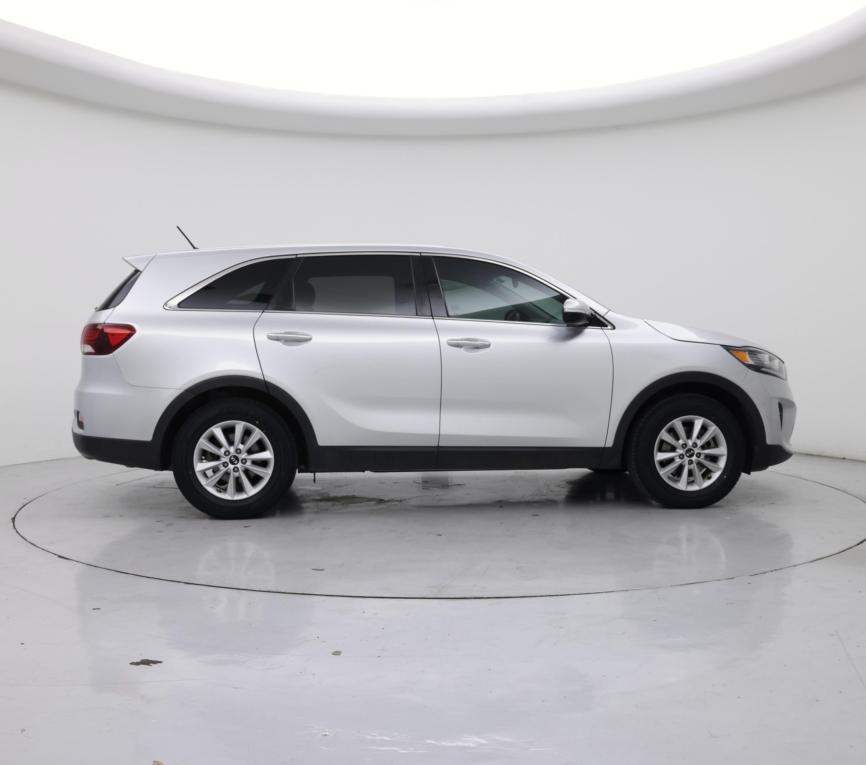 Thumbnail: 2020 Kia Sorento - 7