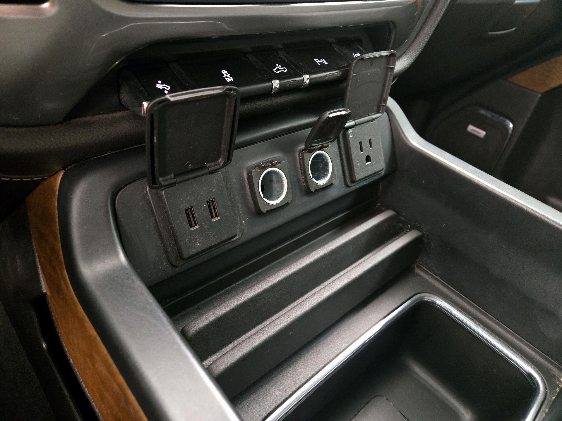 Thumbnail: 2018 Chevrolet Silverado 1500 - 19