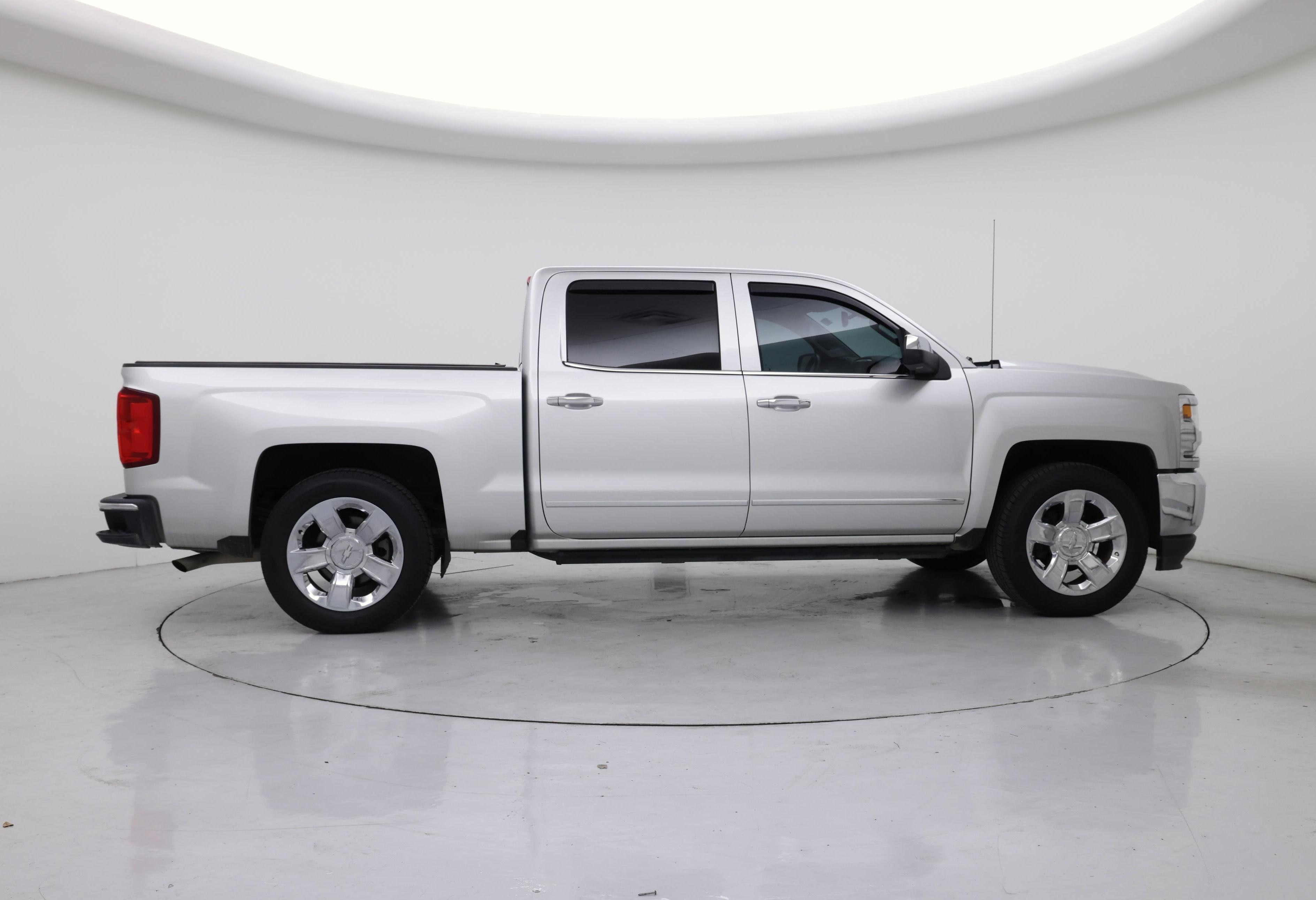 Thumbnail: 2018 Chevrolet Silverado 1500 - 7