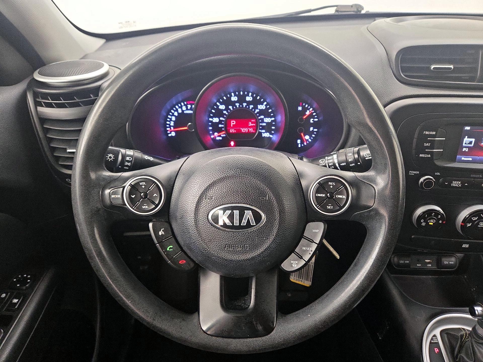 Thumbnail: 2015 Kia Soul - 10