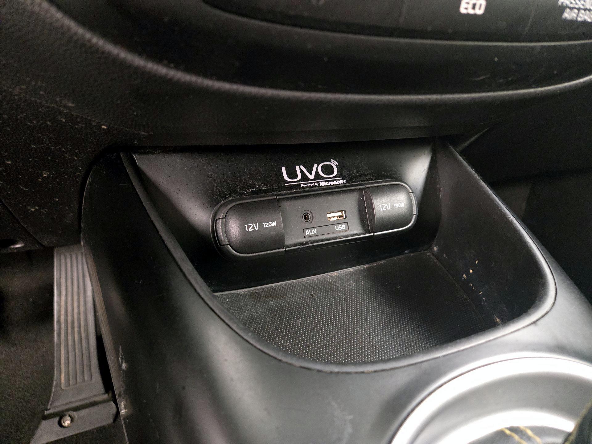 Thumbnail: 2015 Kia Soul - 18