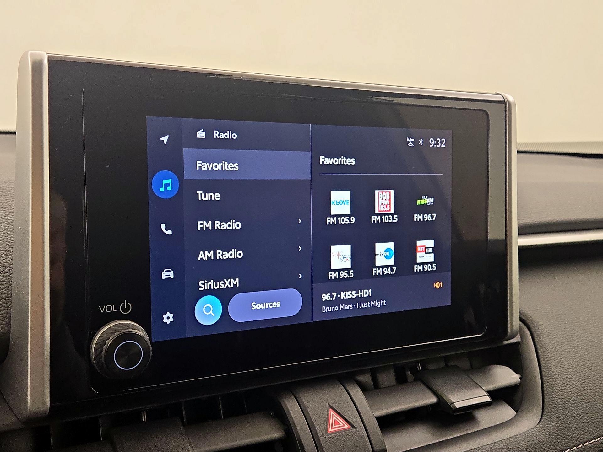 Thumbnail: 2025 Toyota RAV4 - 15