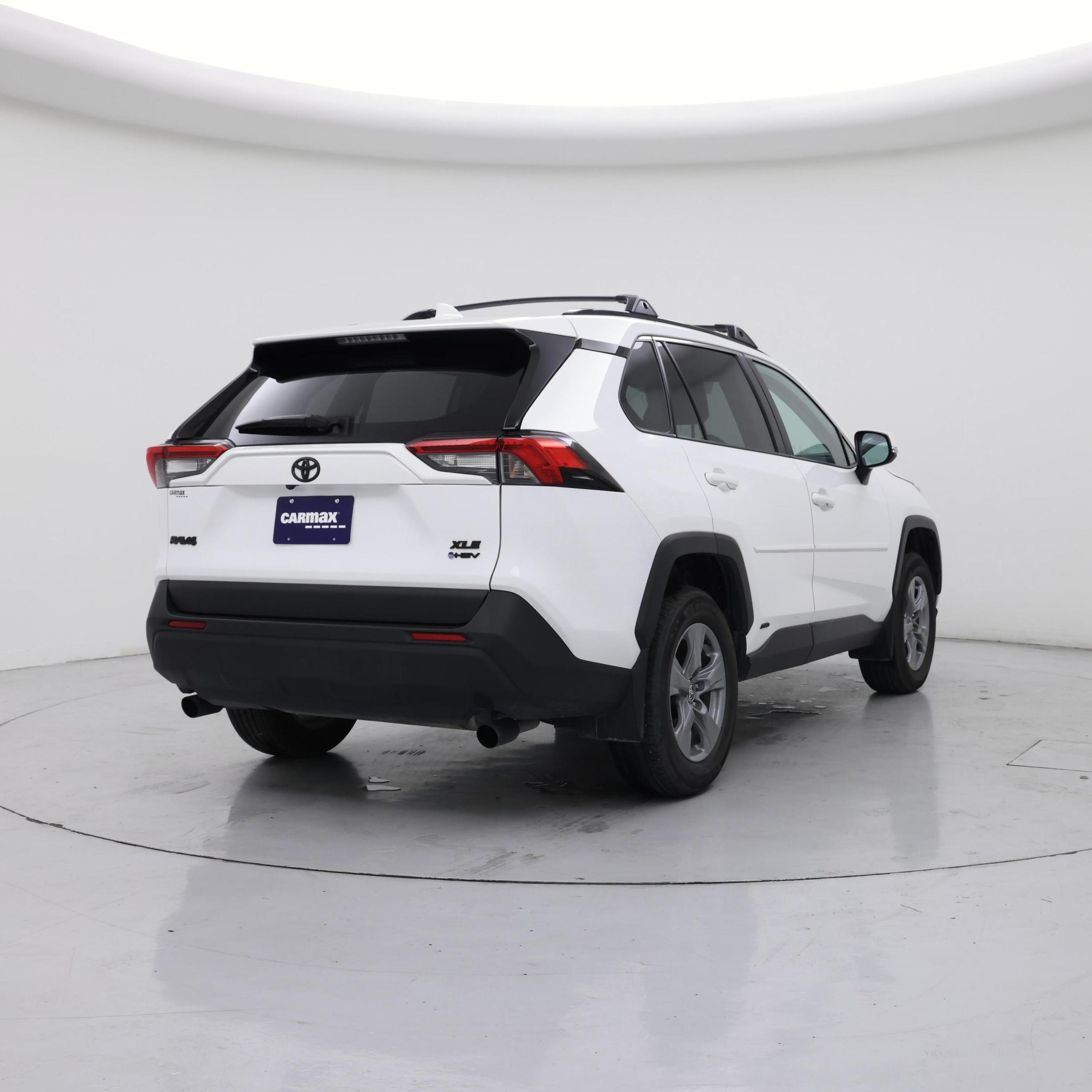 Thumbnail: 2025 Toyota RAV4 - 8