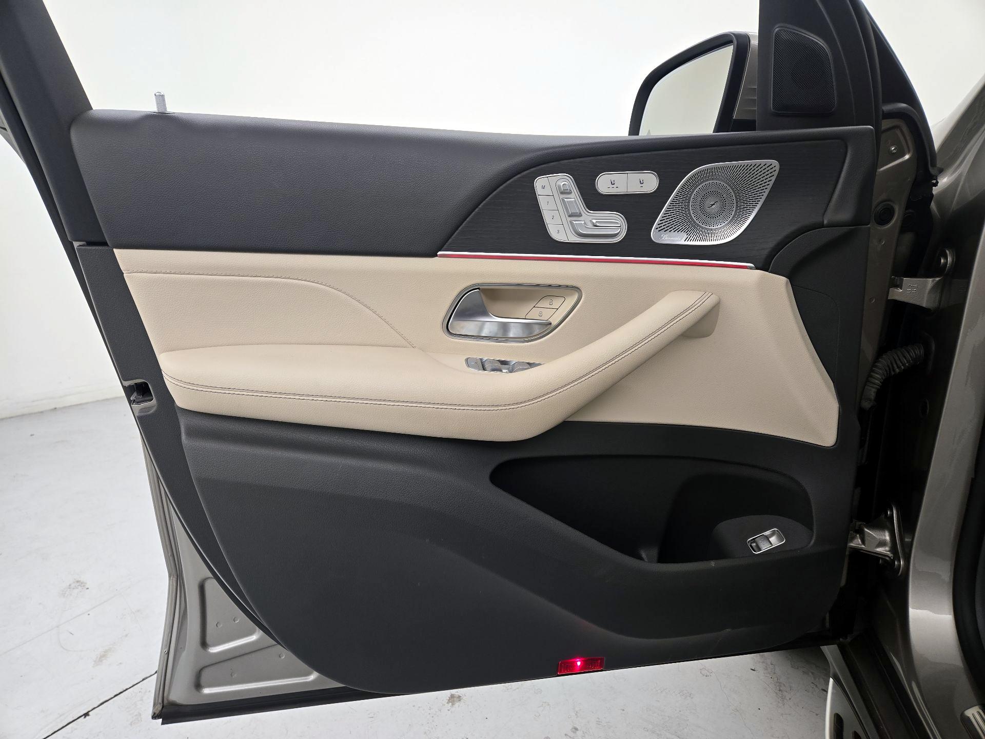 Thumbnail: 2020 Mercedes-Benz GLE - 12