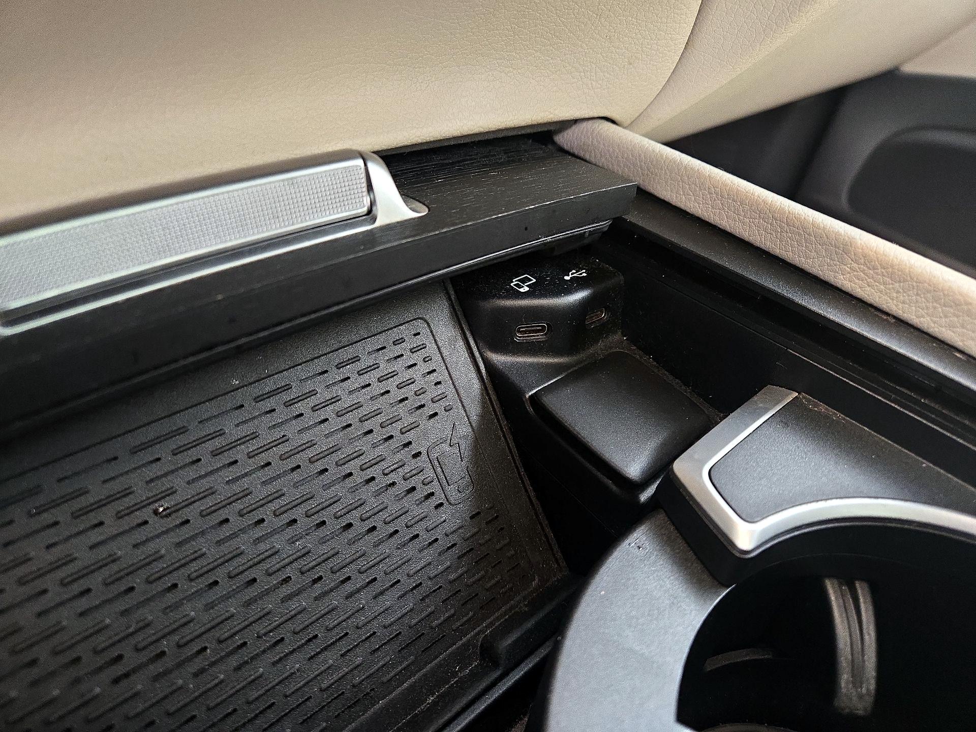 Thumbnail: 2020 Mercedes-Benz GLE - 19