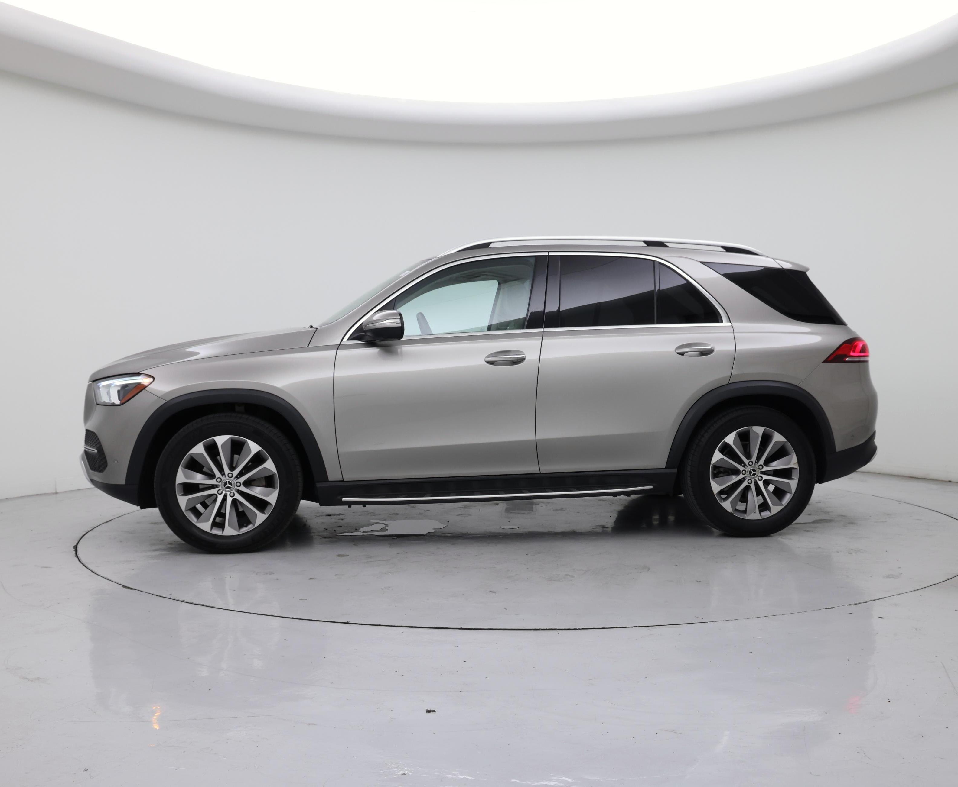 Thumbnail: 2020 Mercedes-Benz GLE - 3