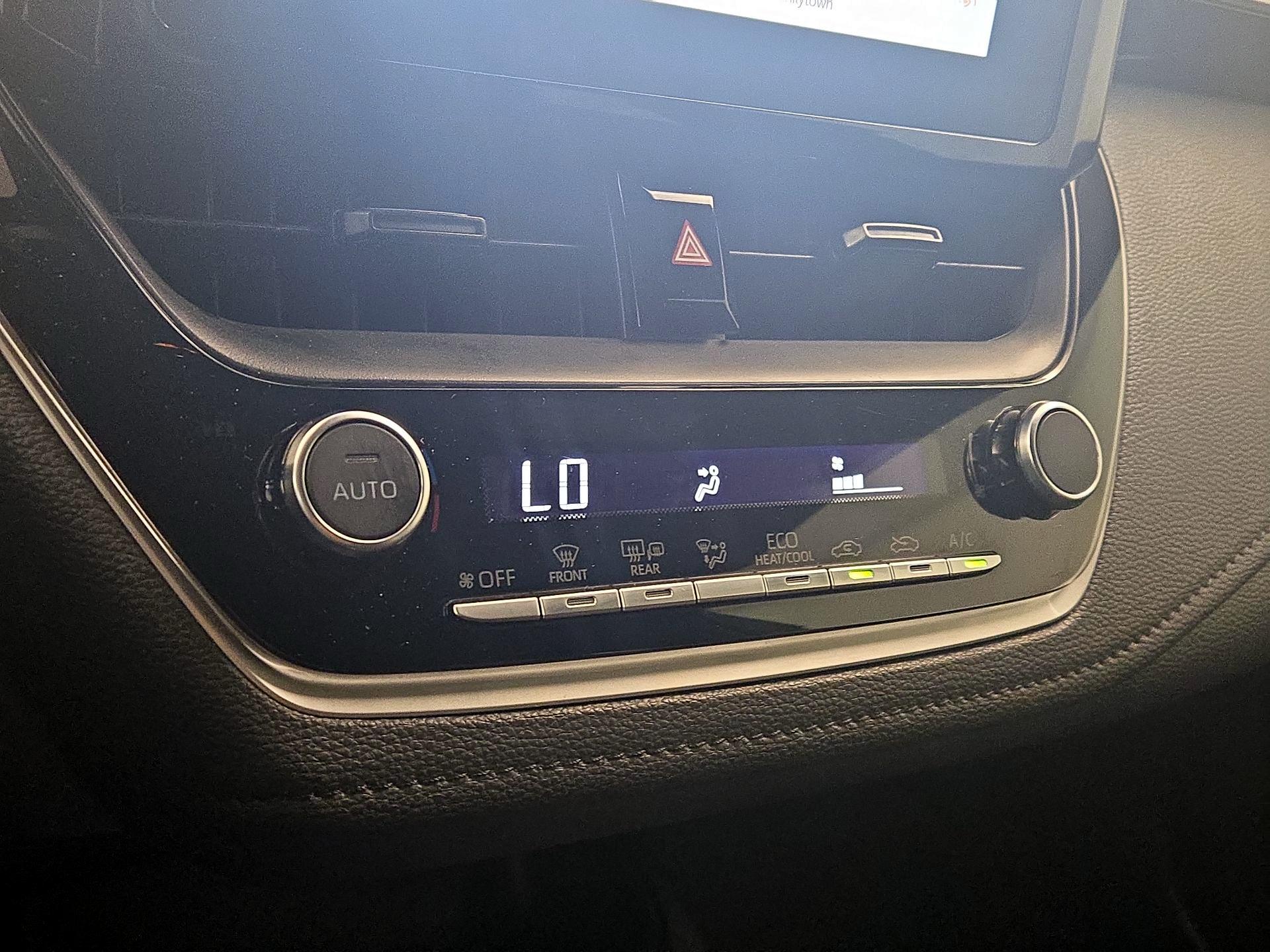 Thumbnail: 2024 Toyota Corolla - 16