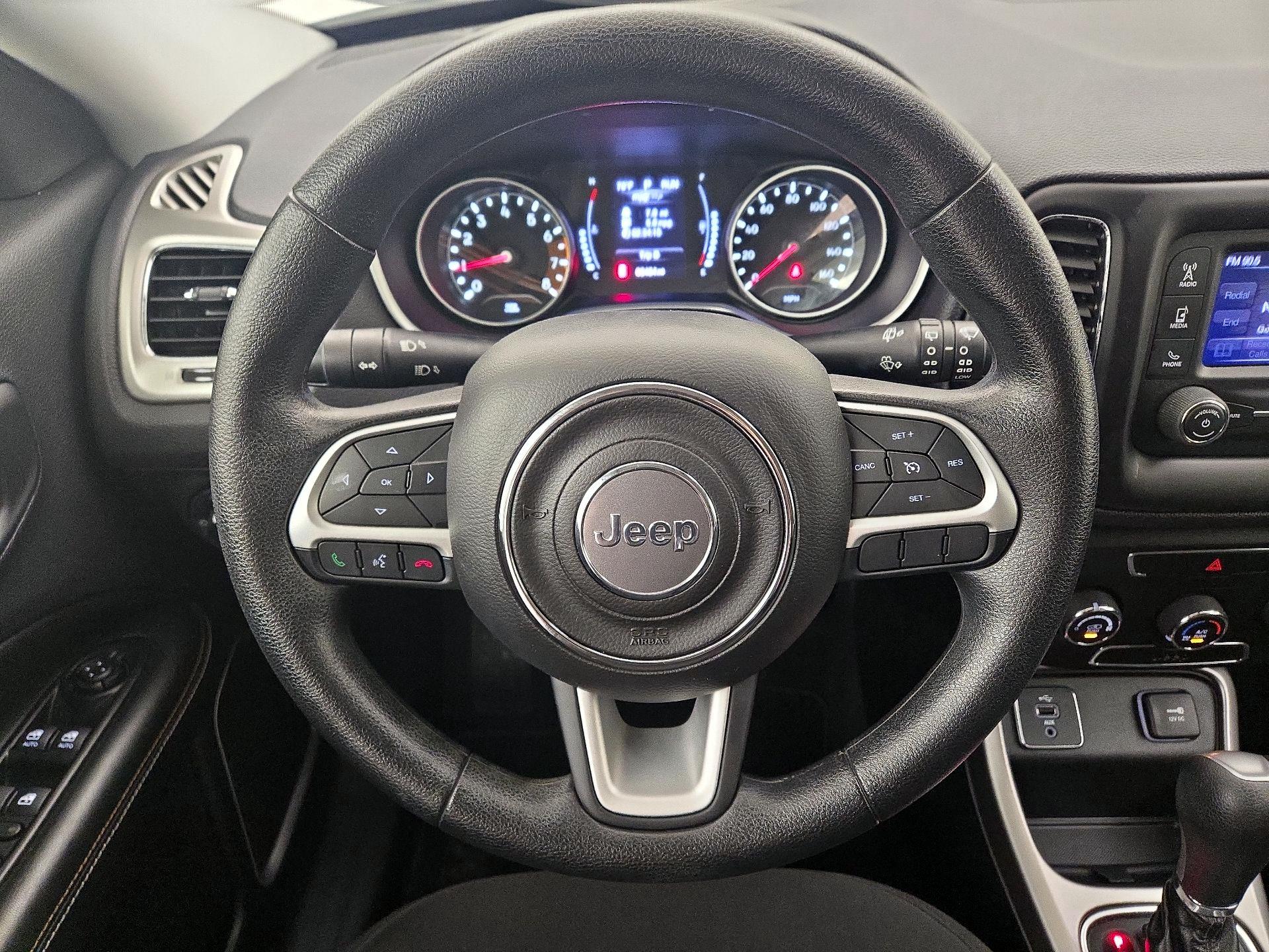 Thumbnail: 2018 Jeep Compass - 10