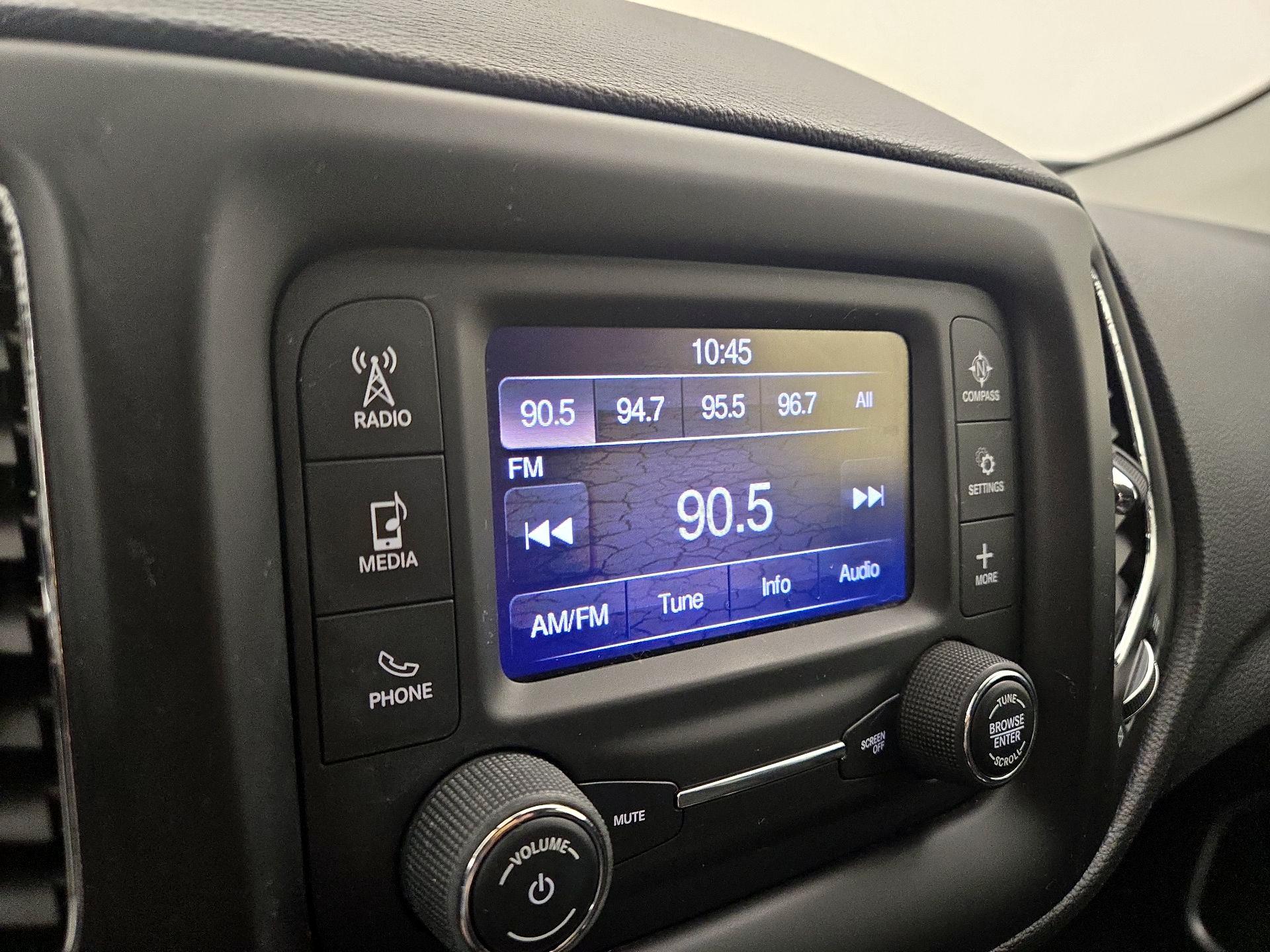 Thumbnail: 2018 Jeep Compass - 15