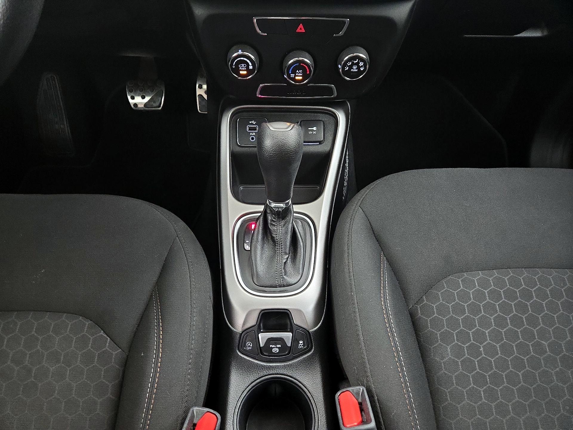 Thumbnail: 2018 Jeep Compass - 17