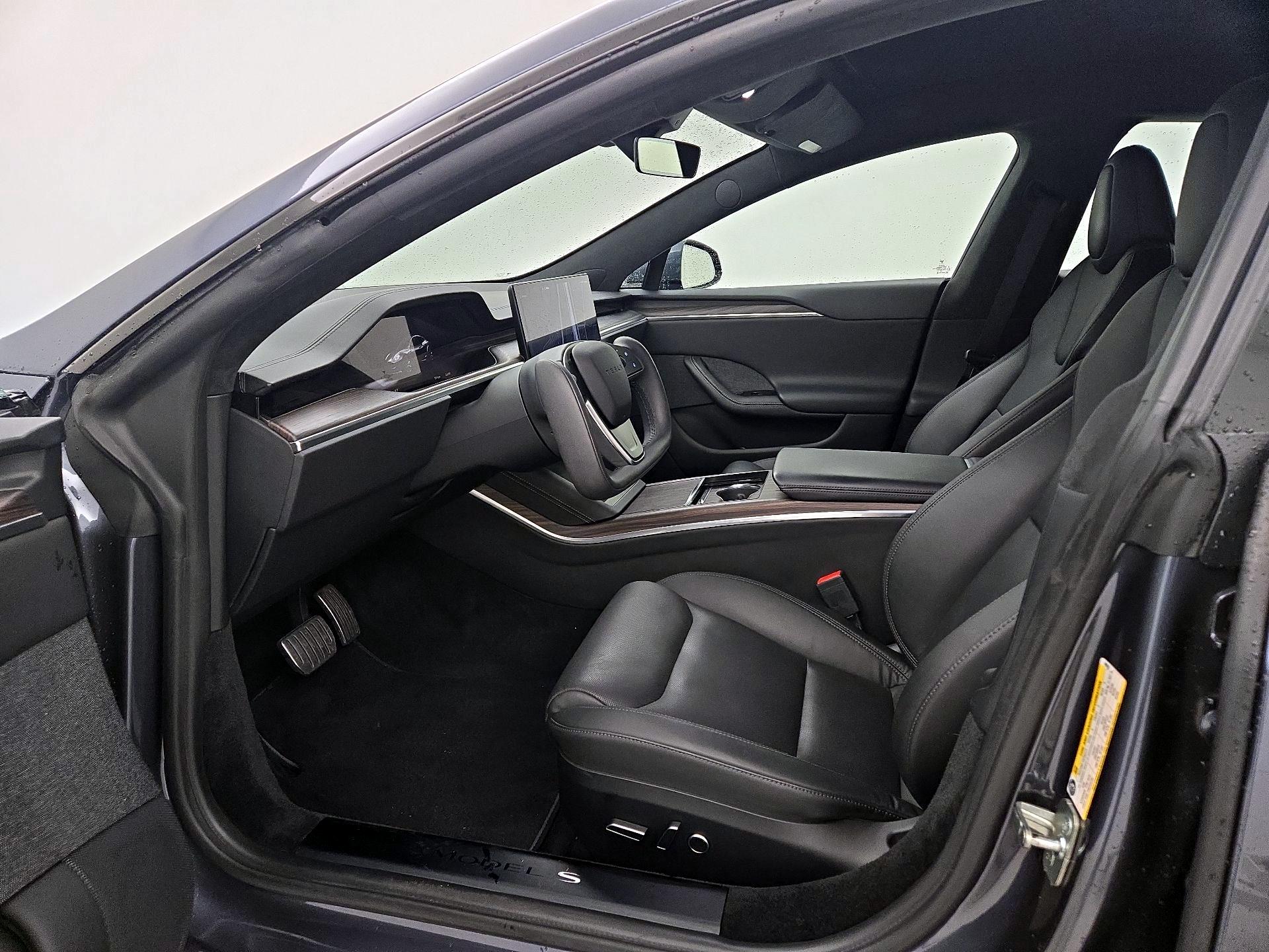 Thumbnail: 2023 Tesla Model S - 11