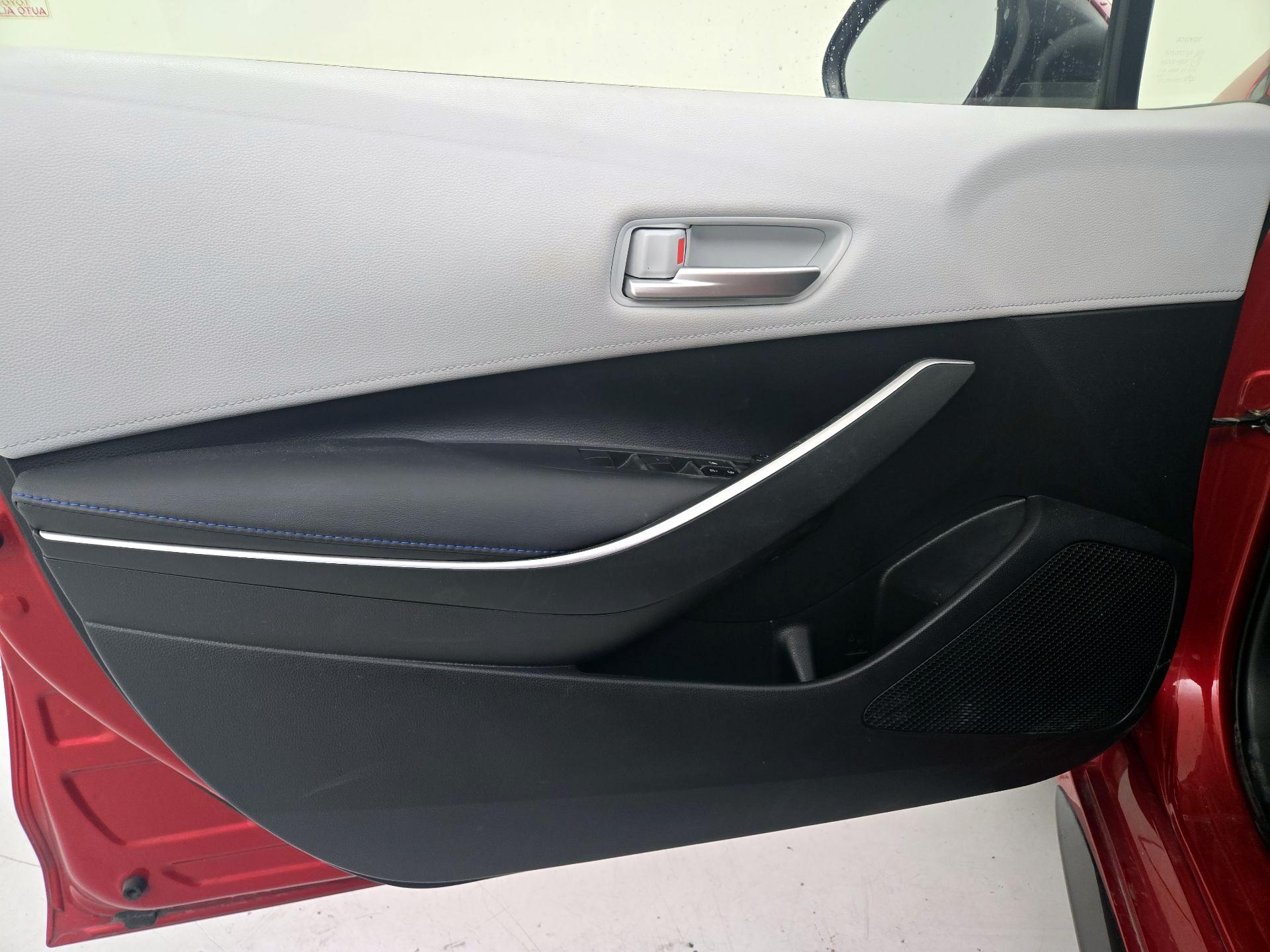 Thumbnail: 2020 Toyota Corolla - 12