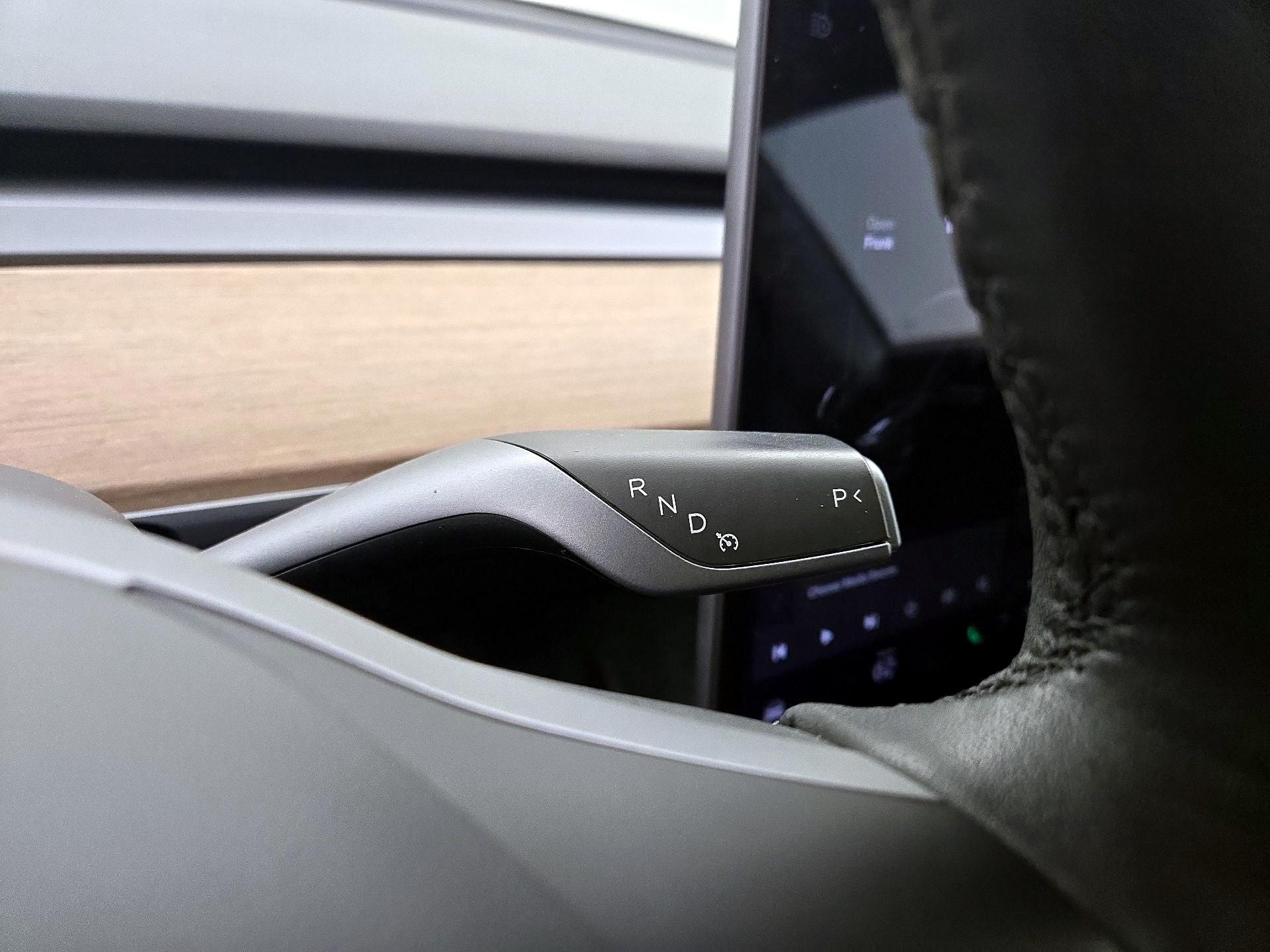 Thumbnail: 2021 Tesla Model 3 - 17