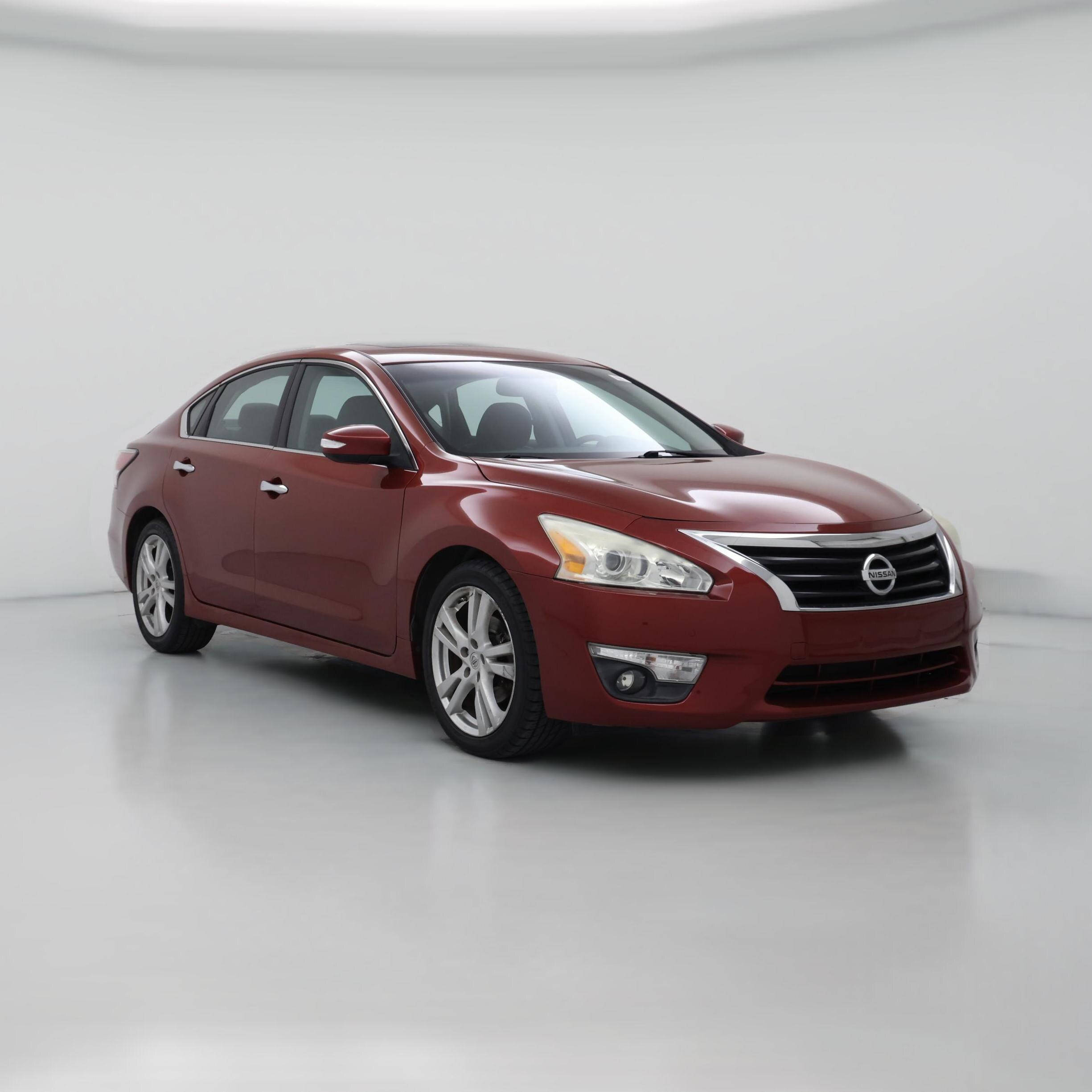 Thumbnail: 2015 Nissan Altima - 1