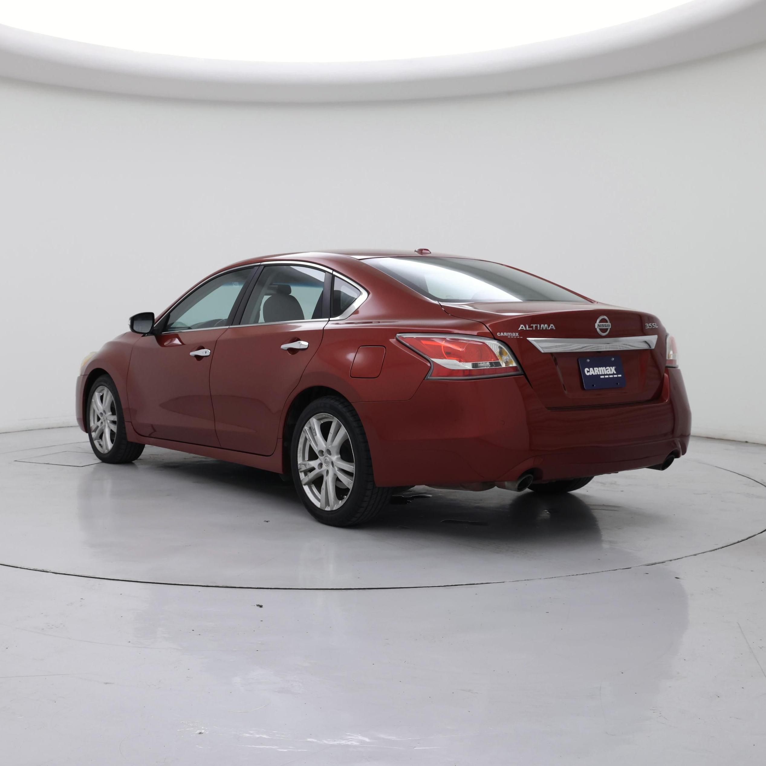 Thumbnail: 2015 Nissan Altima - 2