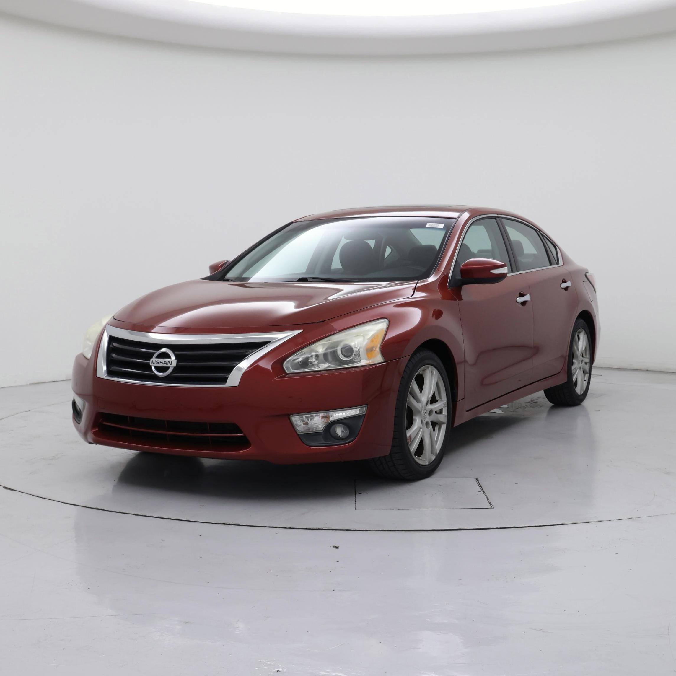 Thumbnail: 2015 Nissan Altima - 4
