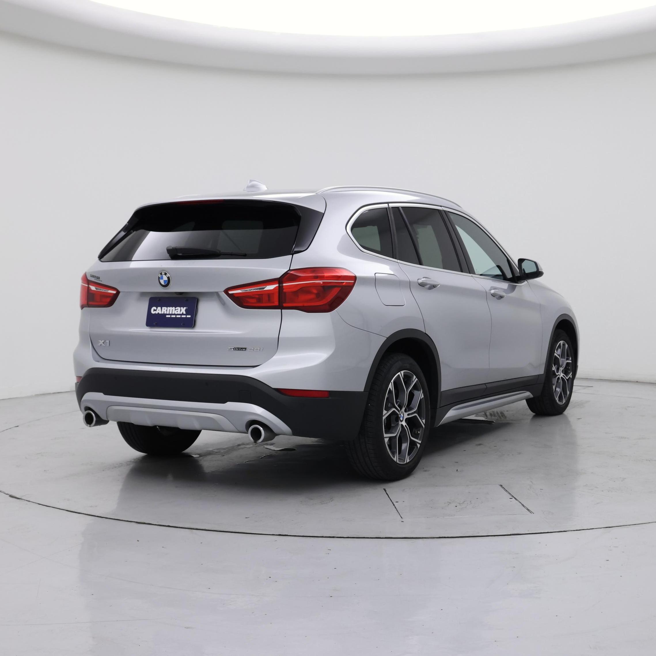 Thumbnail: 2021 BMW X1 - 8