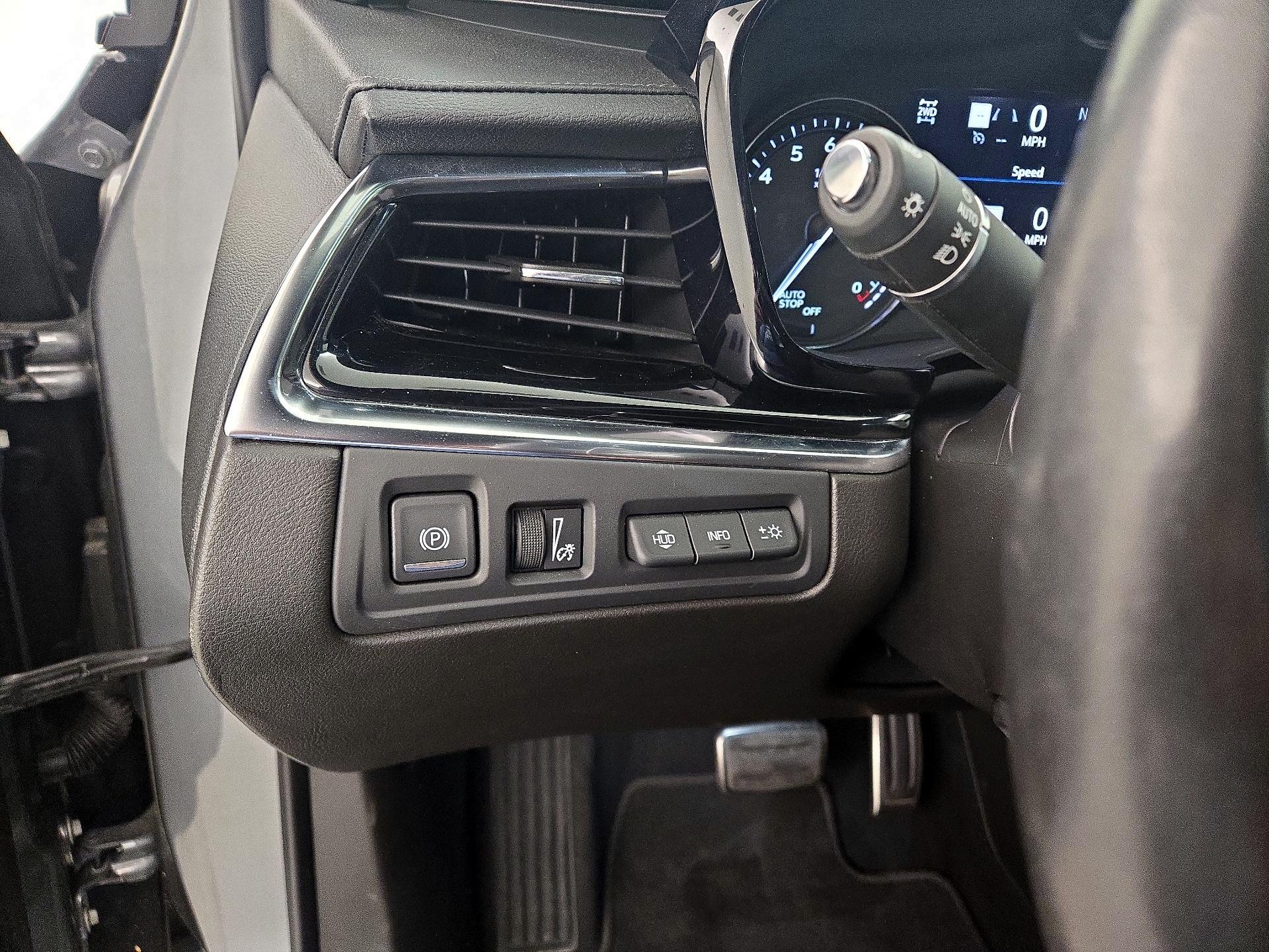 Thumbnail: 2022 Cadillac XT6 - 13