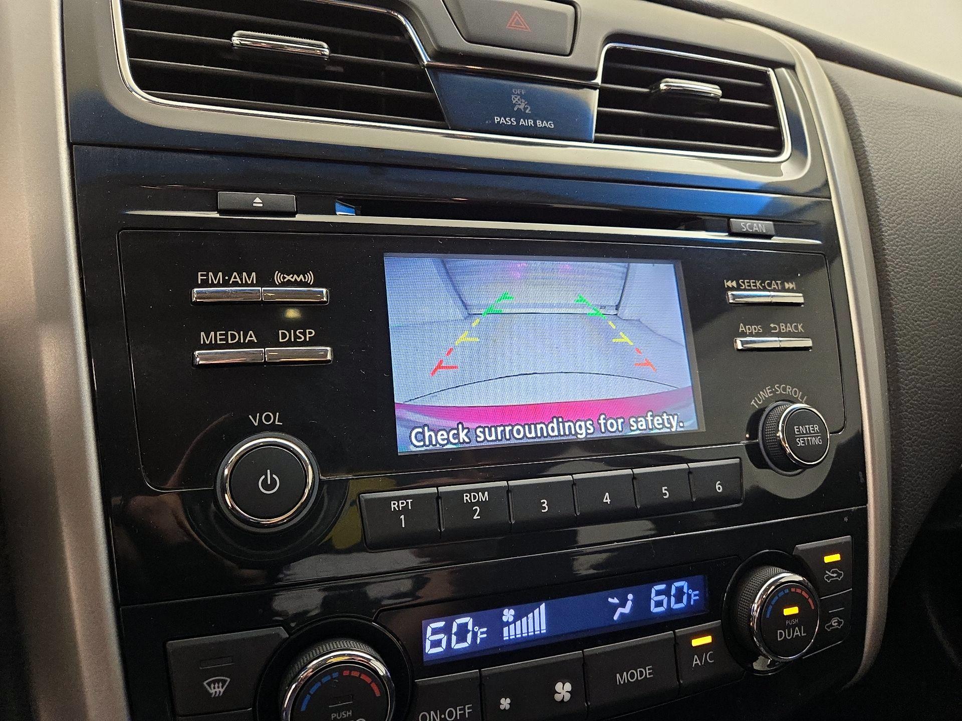 Thumbnail: 2014 Nissan Altima - 14