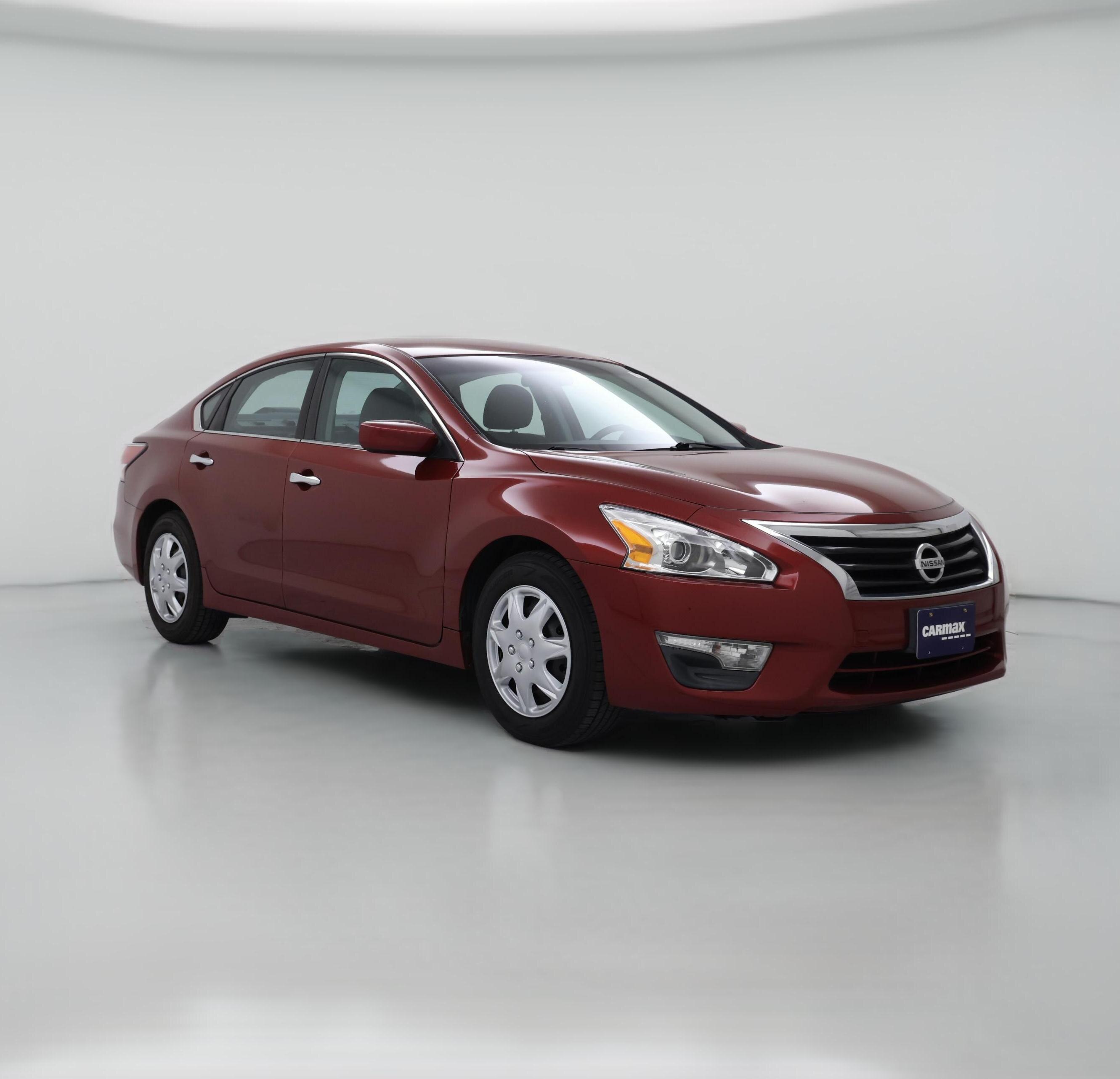 Thumbnail: 2015 Nissan Altima - 1
