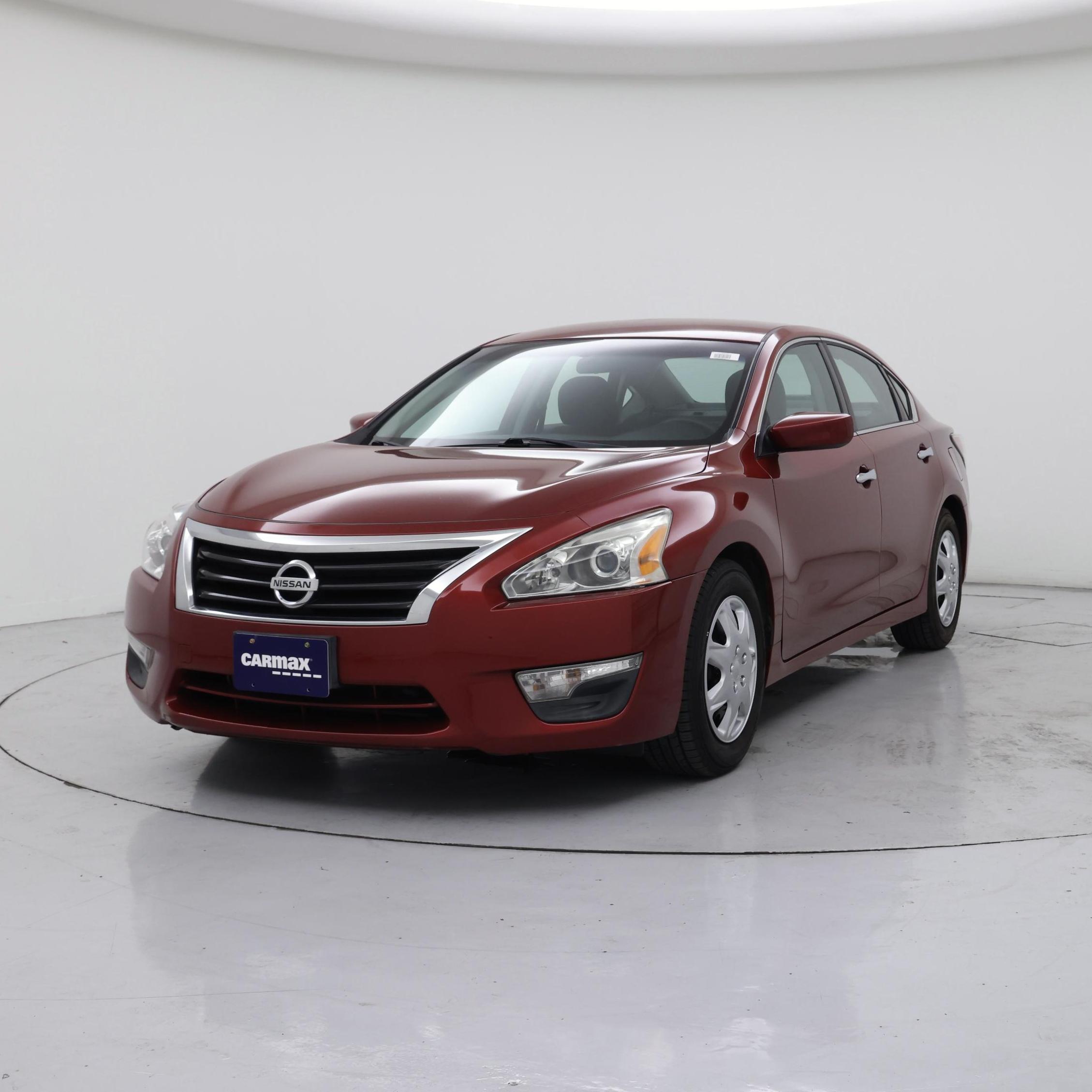 Thumbnail: 2015 Nissan Altima - 4