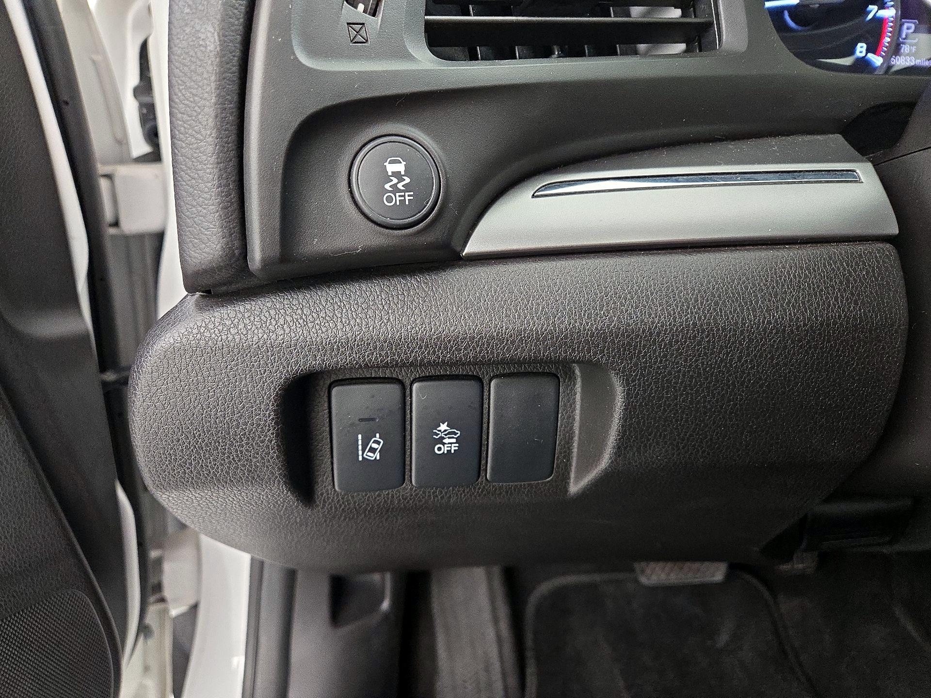 Thumbnail: 2020 Acura ILX - 13