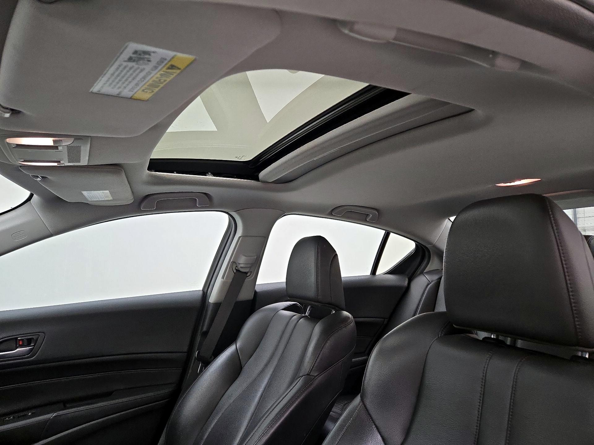 Thumbnail: 2020 Acura ILX - 19