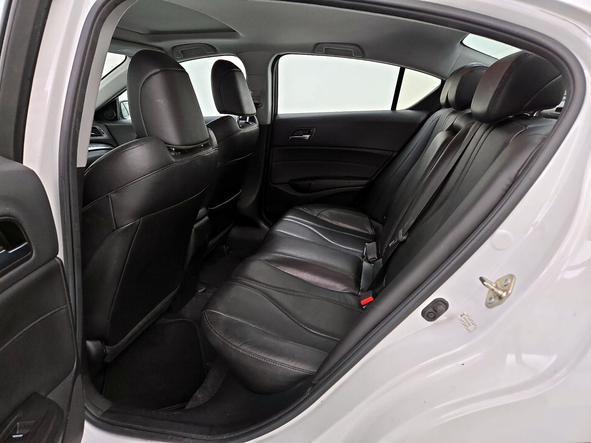 Thumbnail: 2020 Acura ILX - 20