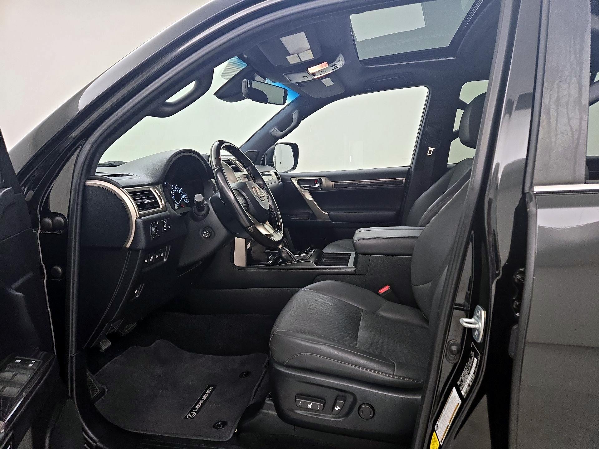 Thumbnail: 2021 Lexus GX - 11