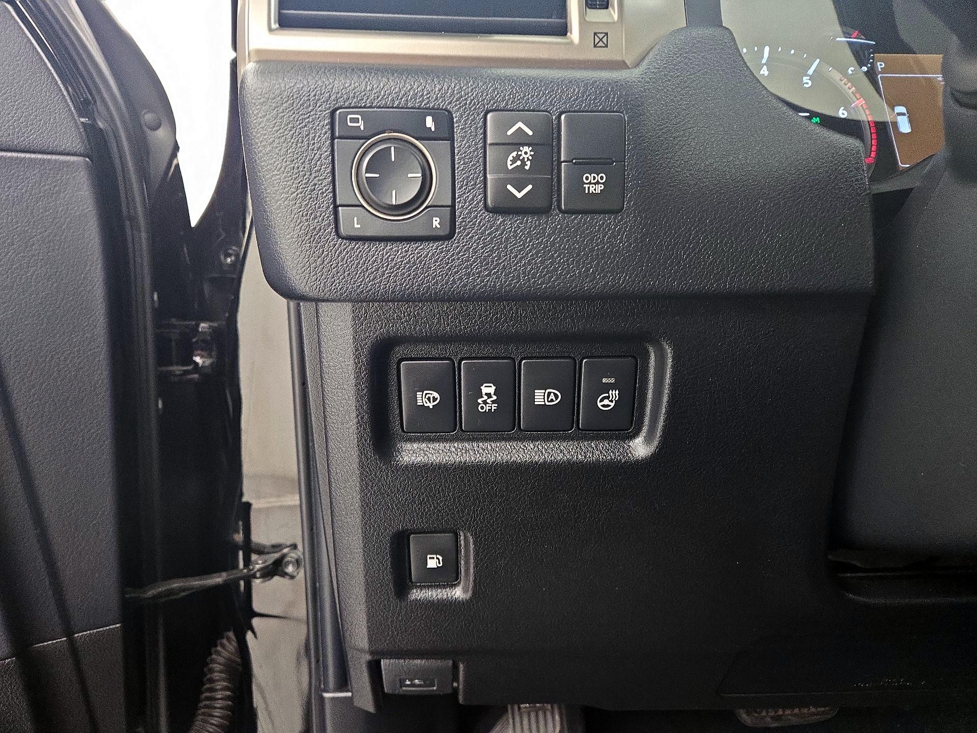 Thumbnail: 2021 Lexus GX - 13